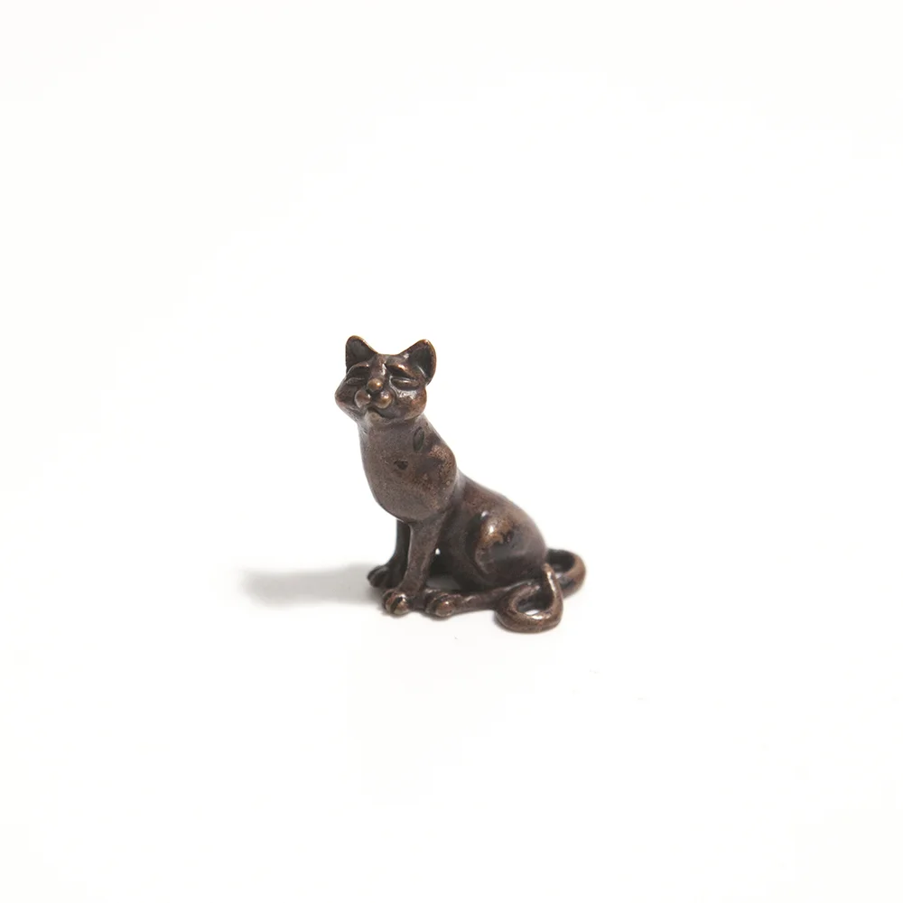 Bonsai Sitting Cat bronze £17