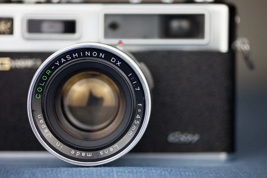 Using a 45mm f/1.7 lens means that the camera can take photos in lower light conditions.