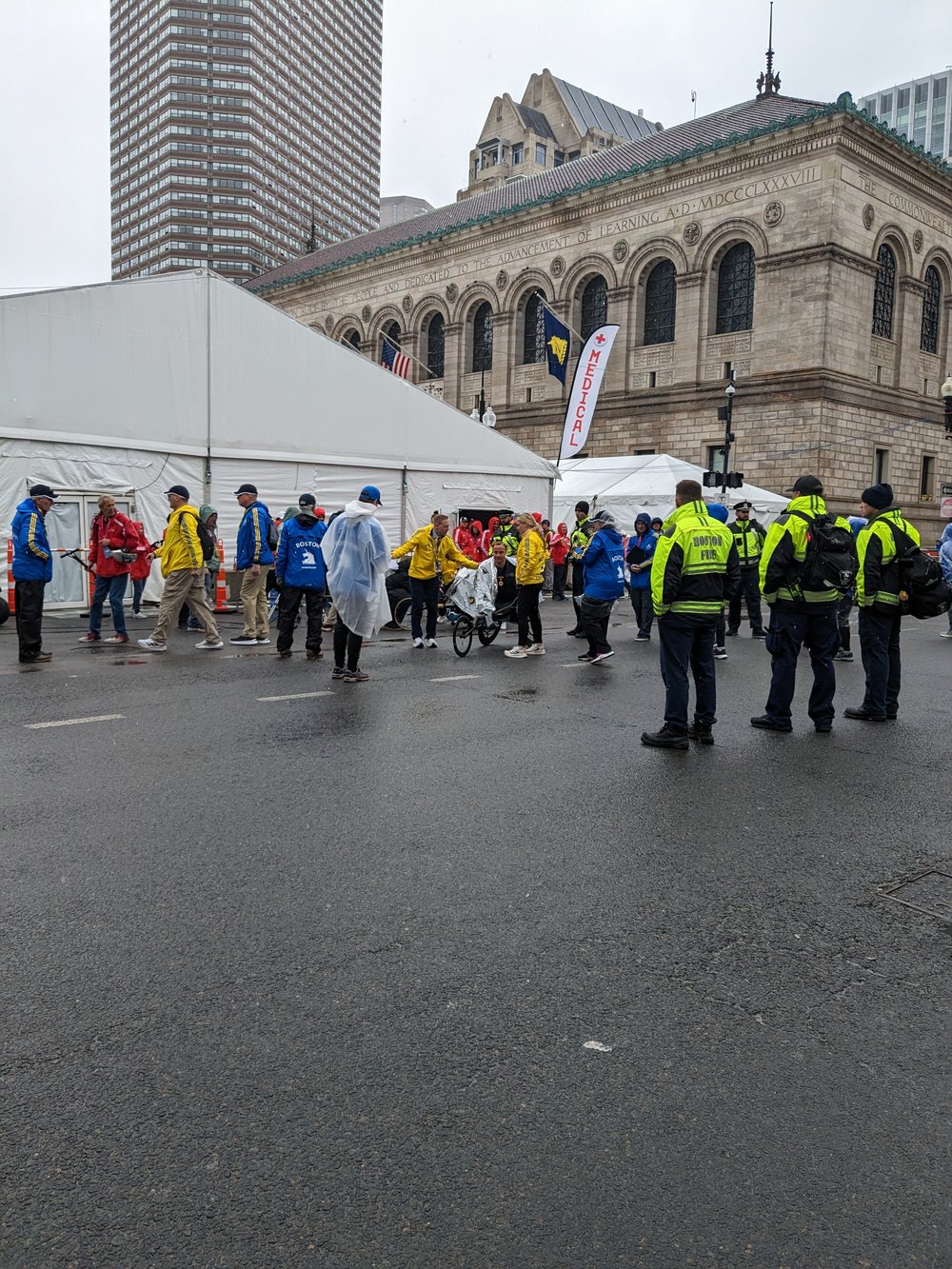 Man winner Boston Marathon .jpg