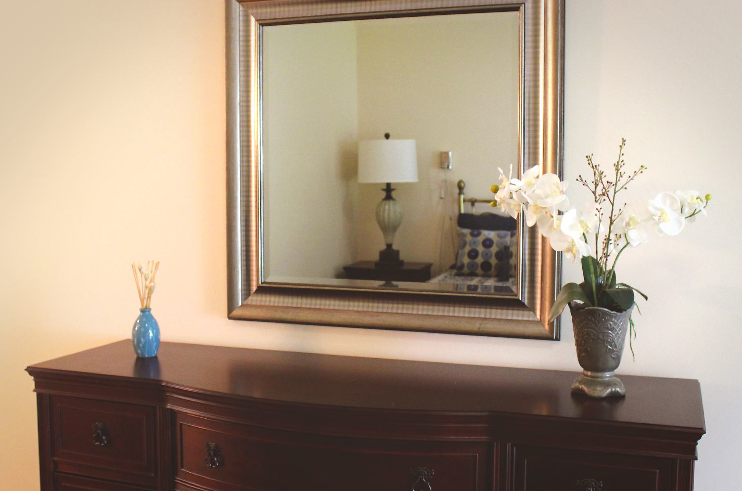 Birchmere Bedroom Mirror. Click to view larger image.