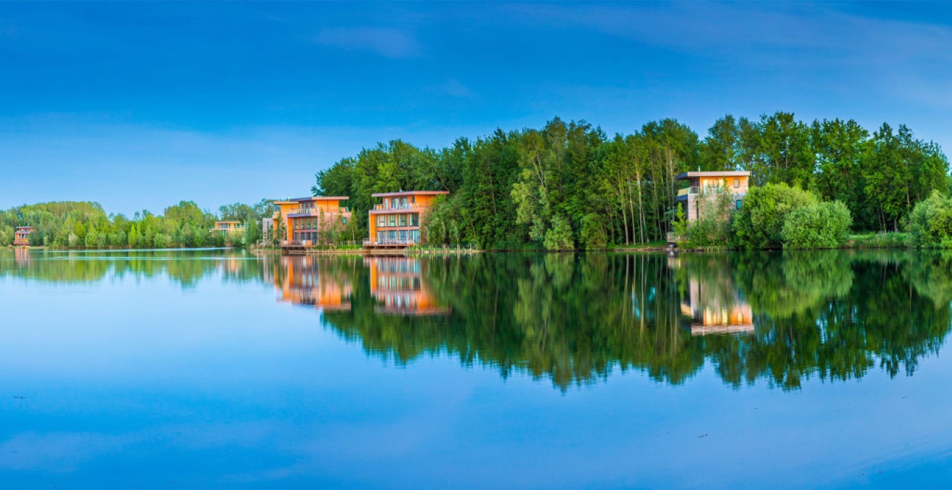 The-Lakes-scenery-three.jpg