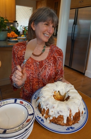 betsy cake.jpeg