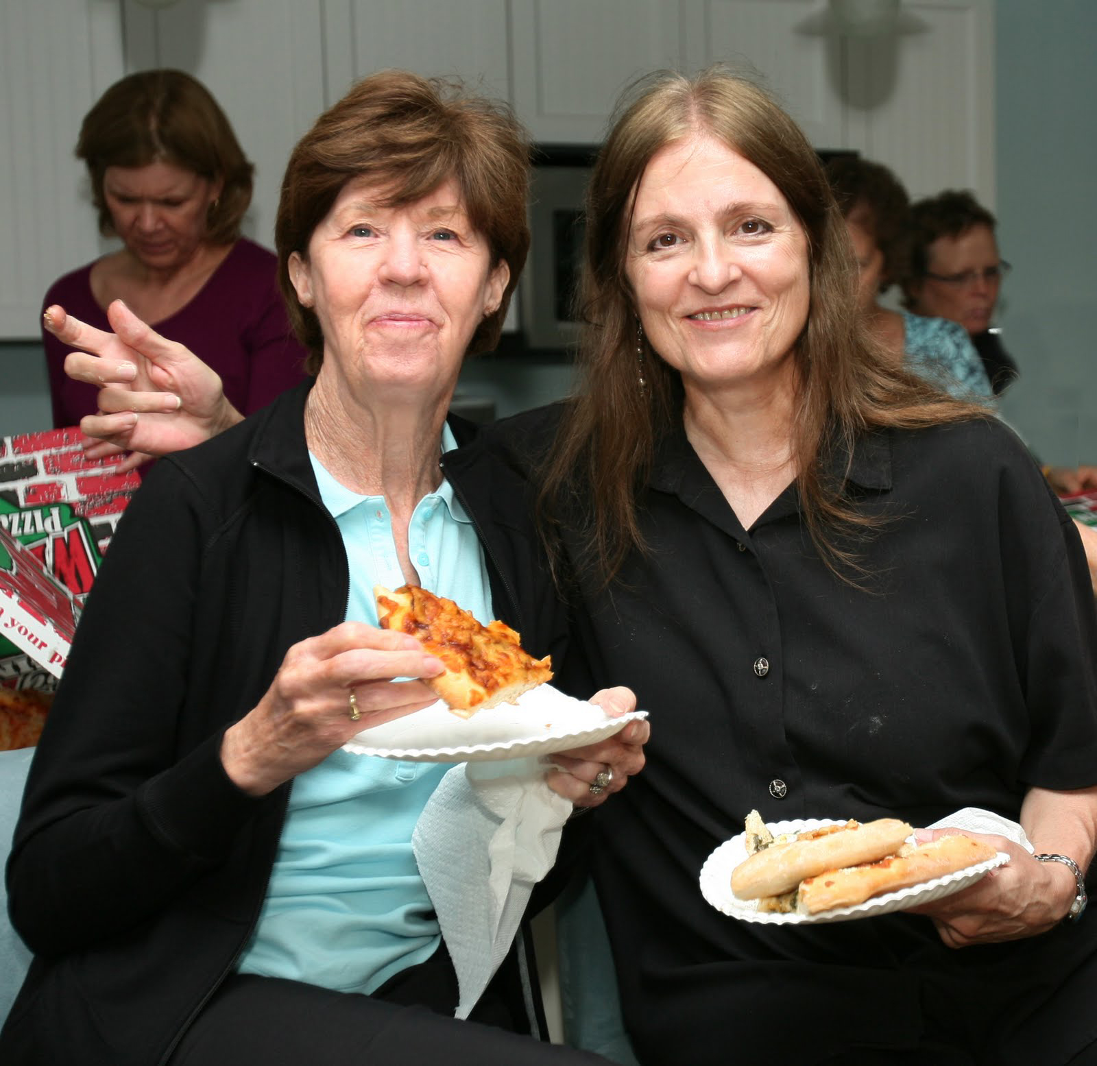 Linda&MelbaAt2011DBCamp.jpg