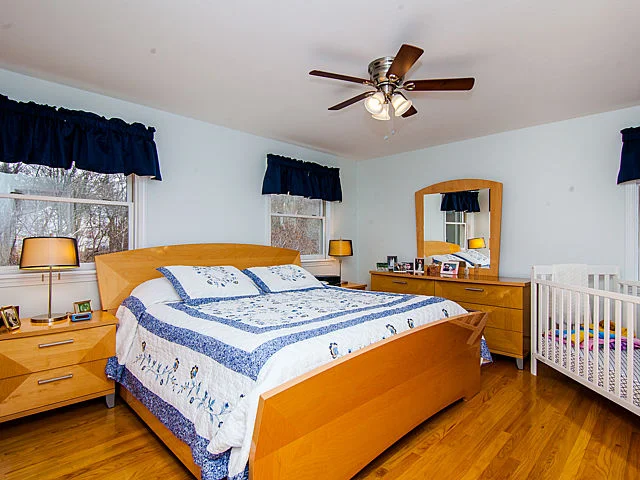 1bedroom1.jpg