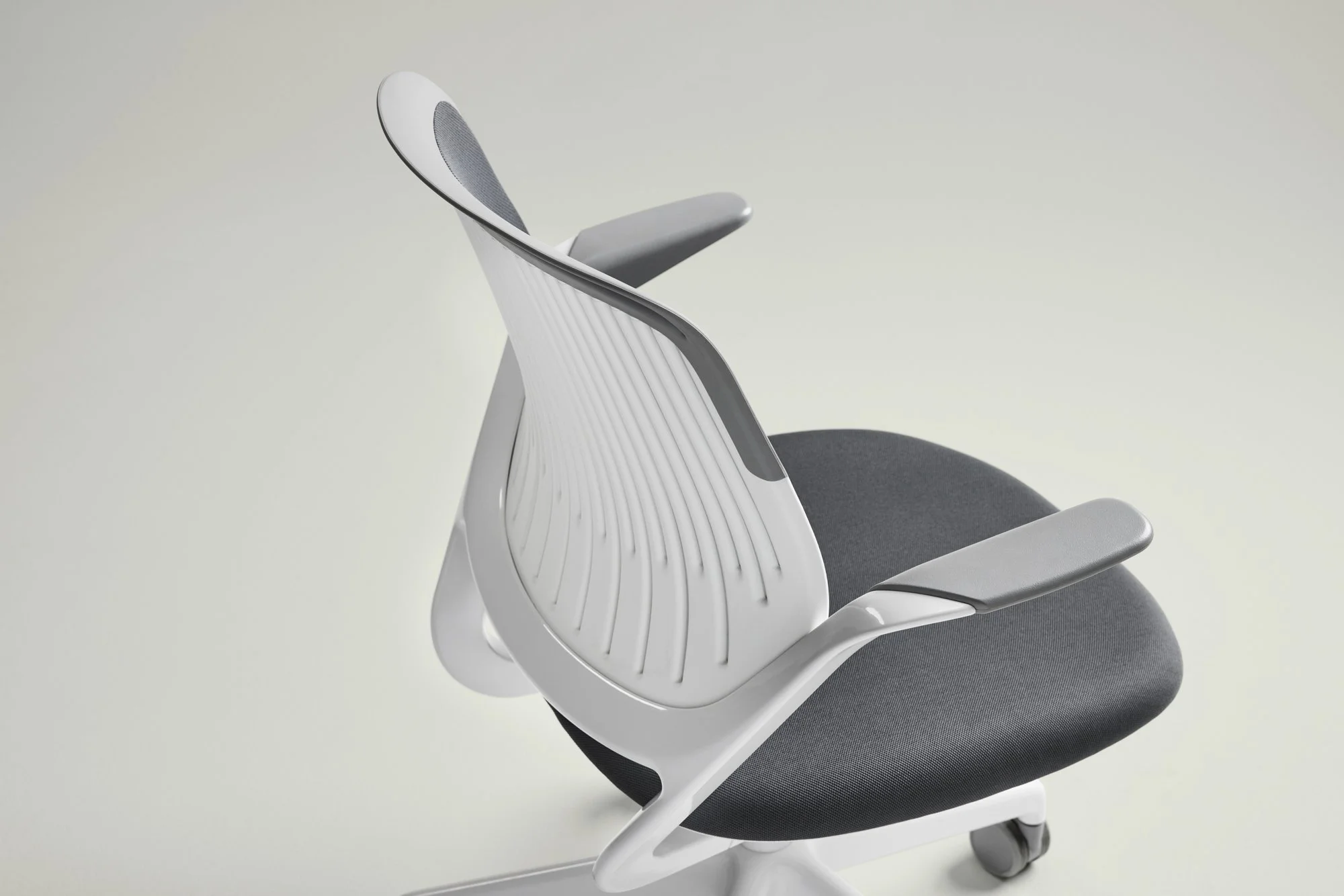 Steelcase_SideSeatingWorktools_0211.jpg