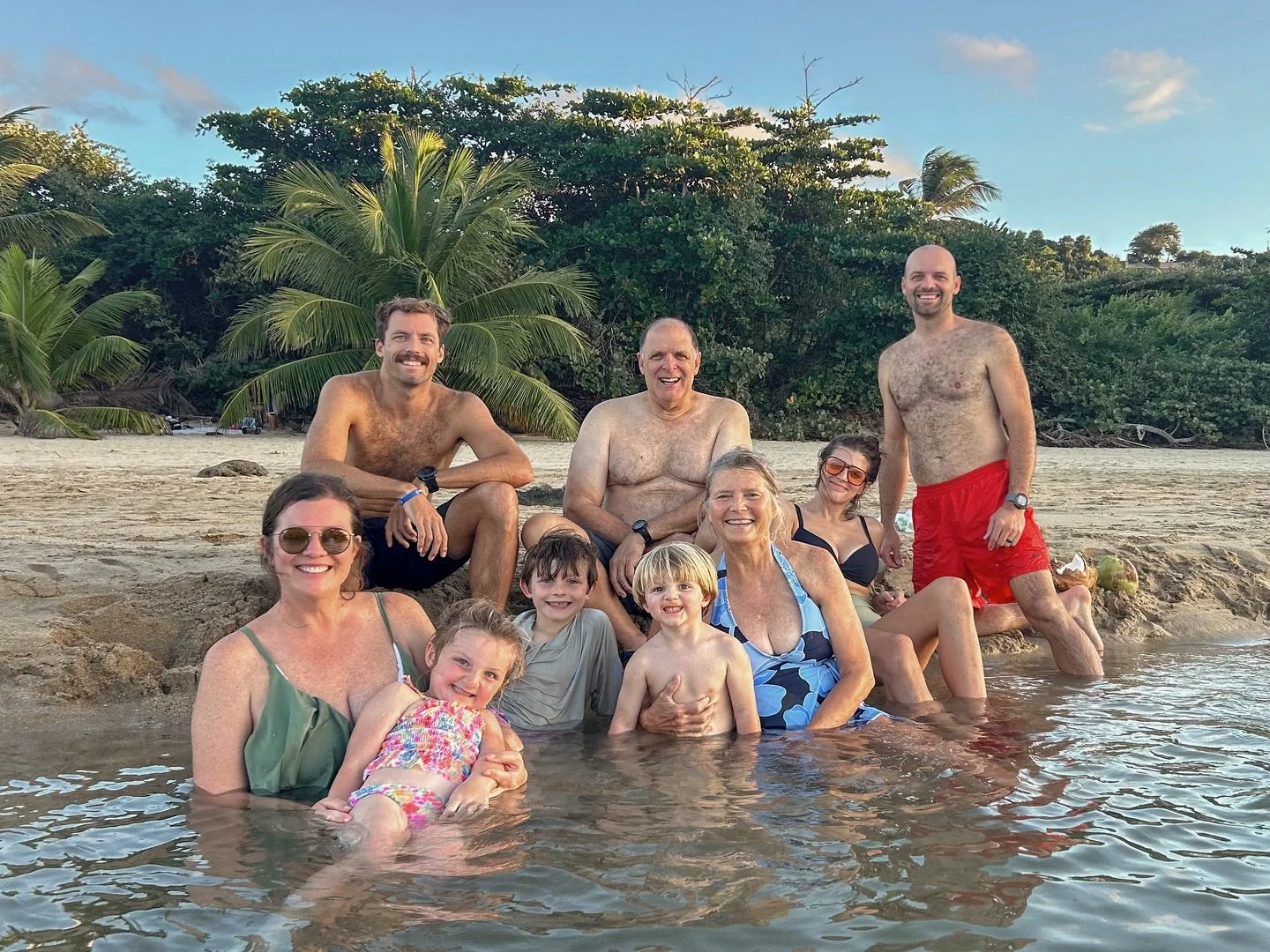 Thanksgiving in Puerto Rico with our favorite swimmer.
Thankful for these people. 🧡