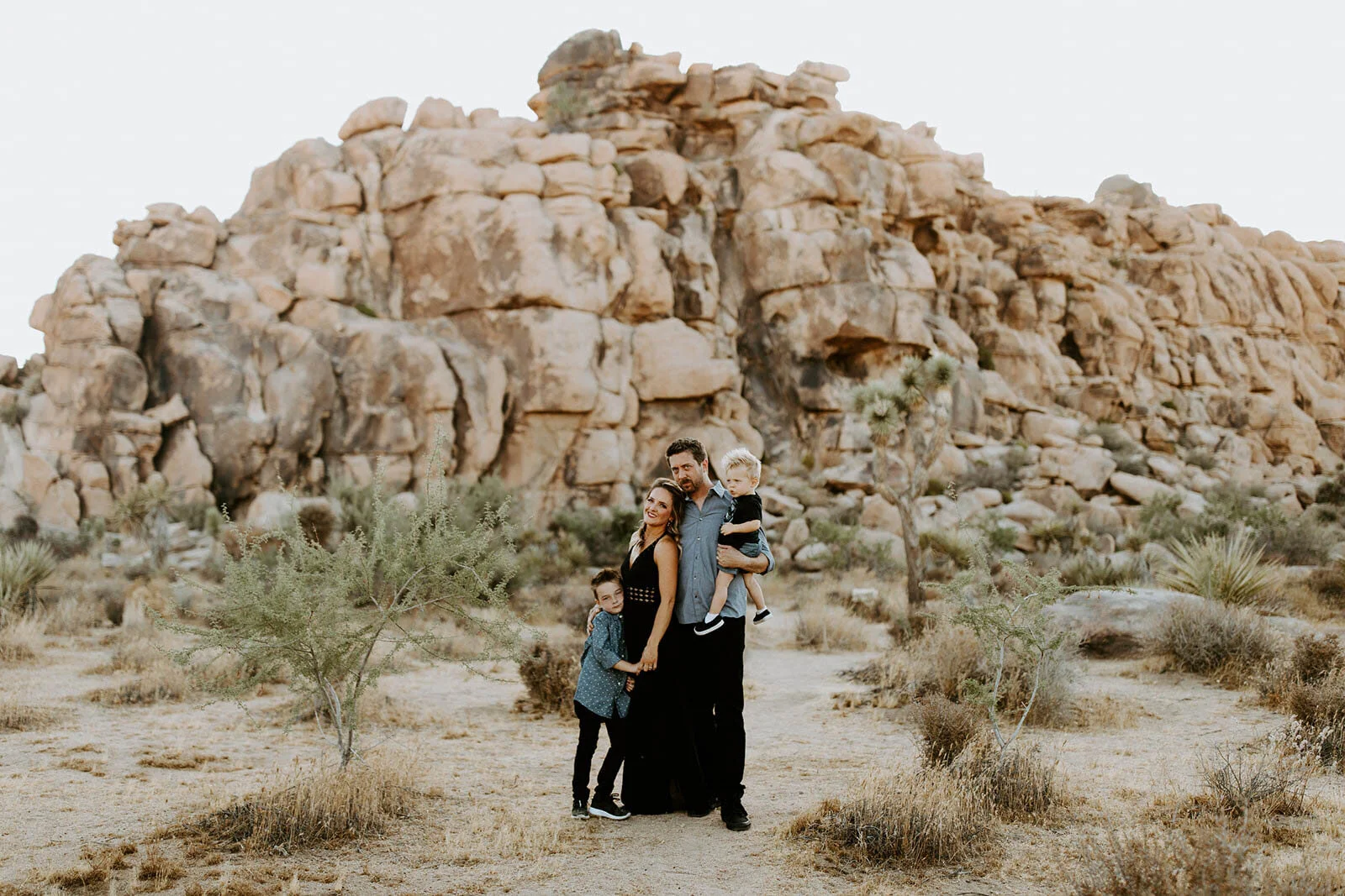 joshua-tree-family-photos-2019-2595.jpg