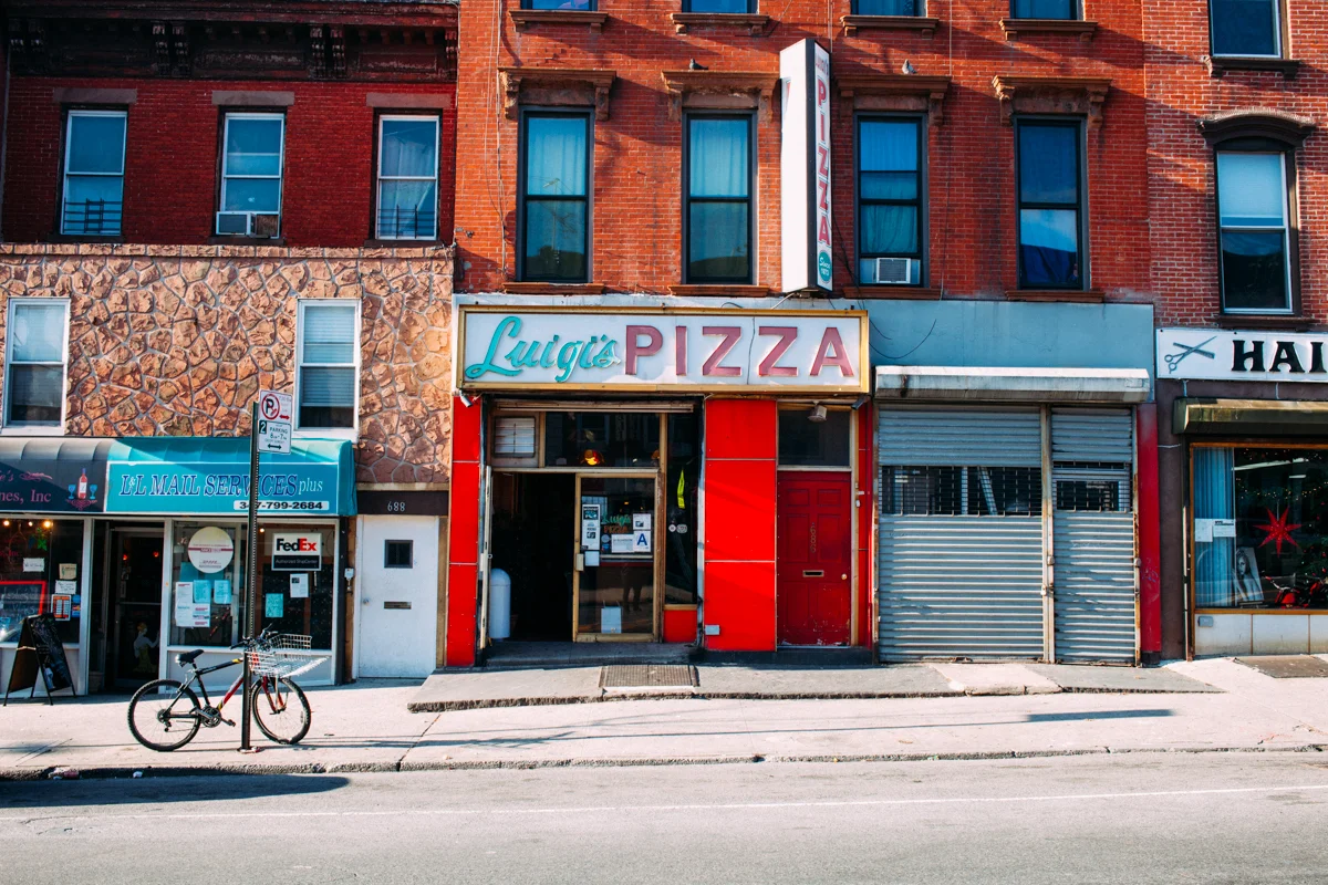 Luigis-Exterior-GZ.jpg