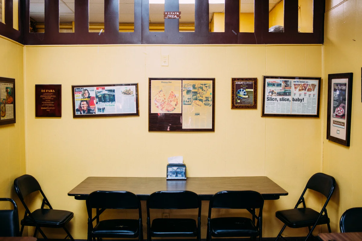 difara-interior-tables-GZ.jpg