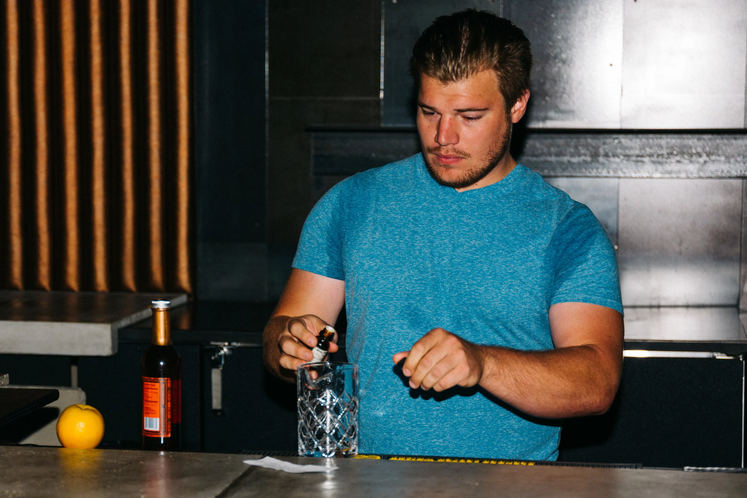 JUSTIN KADERABEK Bartender Monteverde