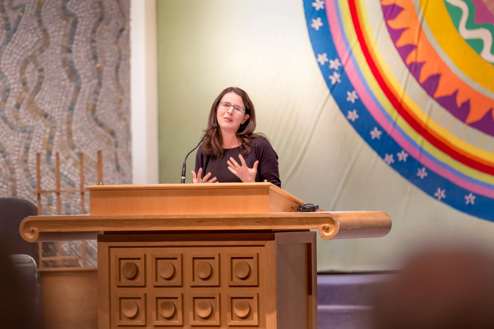 Sarah Hurwitz at Temple Israel (5/17) photo by Jamie Feldman