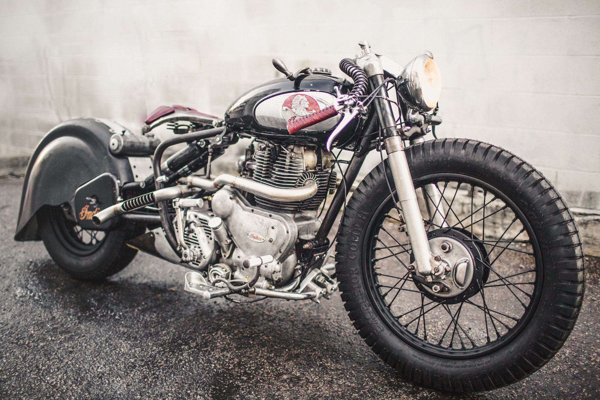 Madhouse_1957_Royal_Enfield_Indian_bobber_custom_BIGS_01.jpg