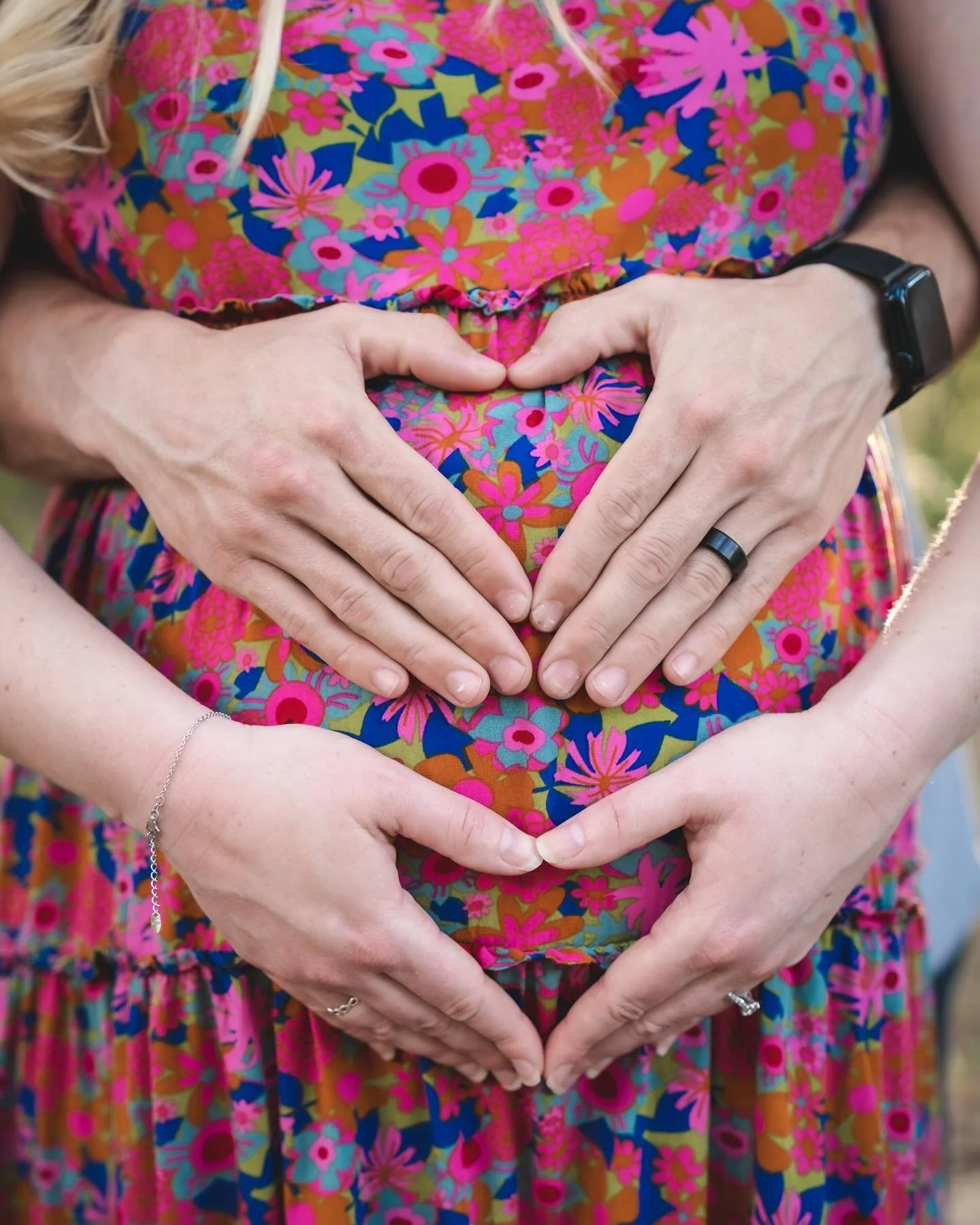 Two hearts, waiting on one more 🤍

There&rsquo;s something sacred about this in between. The quiet before the baby arrives. The deep breaths. The held hands. The love that are ready feel so full, even as it grows.
Captured with softness, intention, 