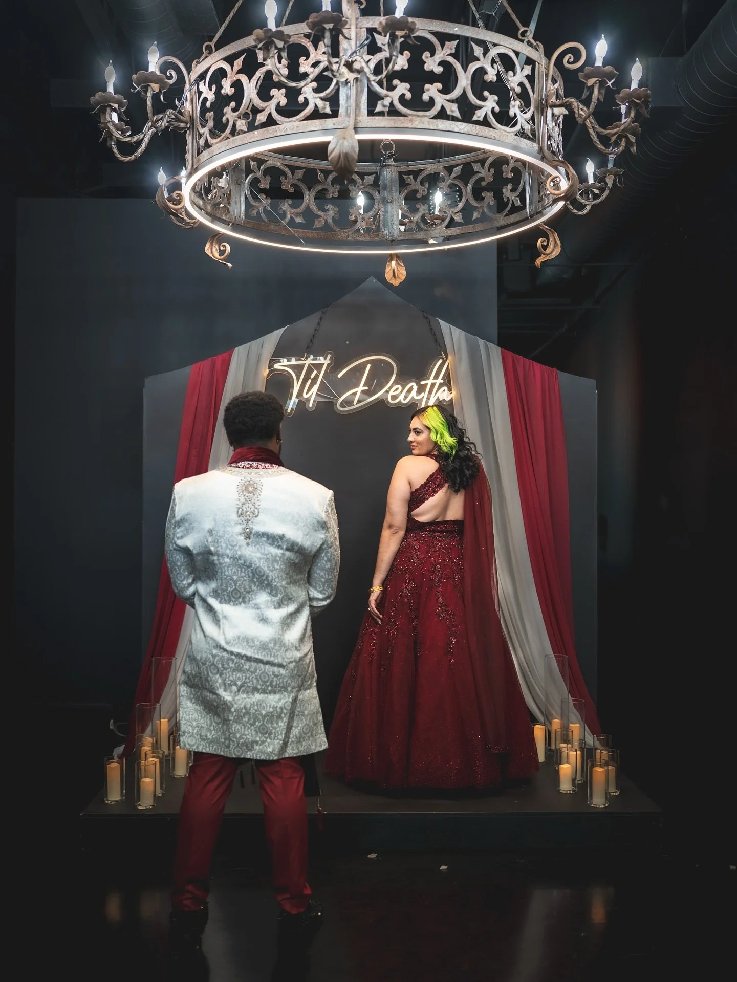 Baby I will die for you 🖤
.
.
.
#oralndoelopementphotographer #orlandoelopement #tildeathchapel #tildeathdouspart