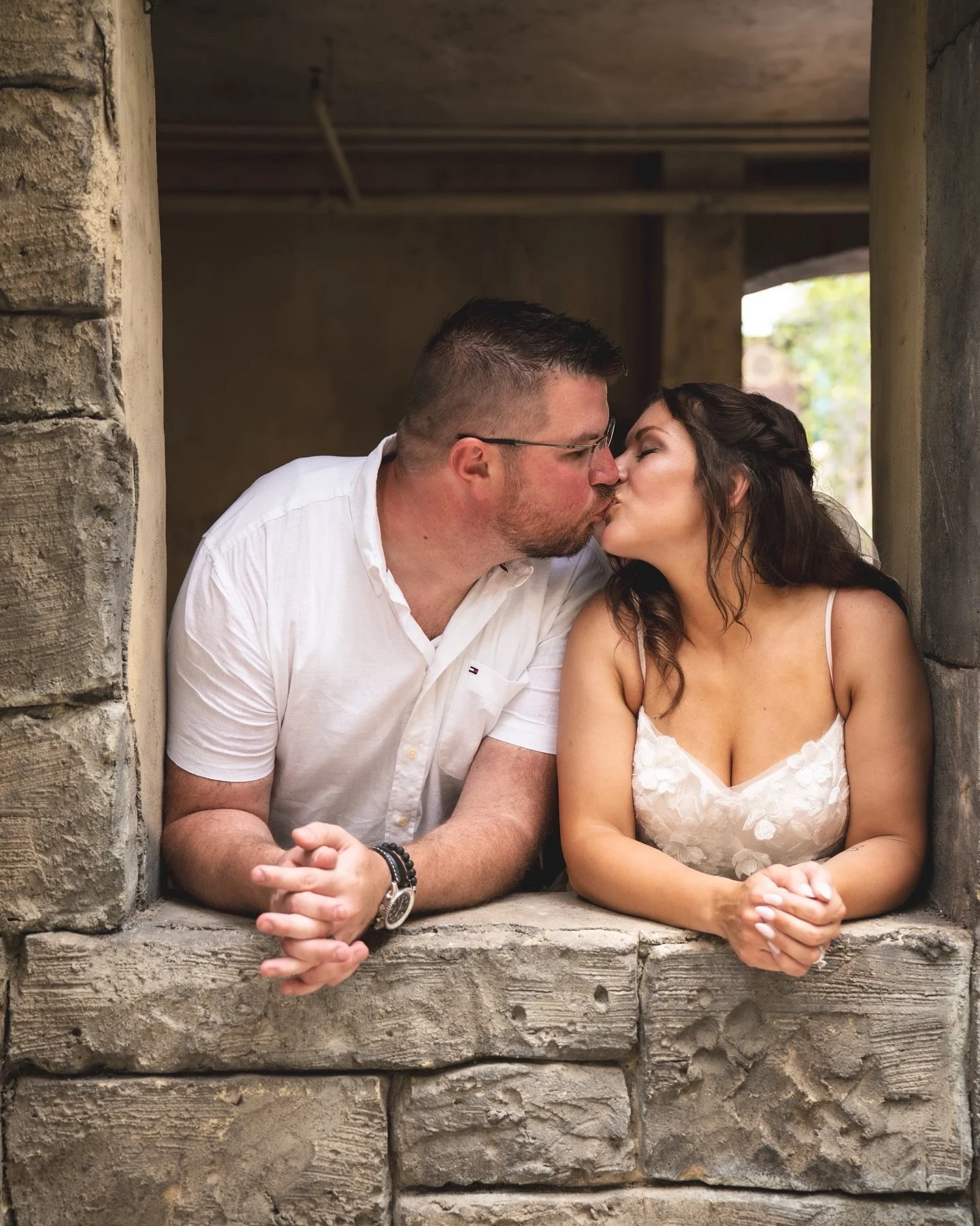 This is what &lsquo;just eloped&rsquo; looks like 💍

I will say&hellip;this one will go down in the books 🖤
.
.
.
#elopmentphotographer #orlandoelopementphotographer #orlandoelopement #elopeorlando #orlandoelopementphotography 

Orlando Elopement P