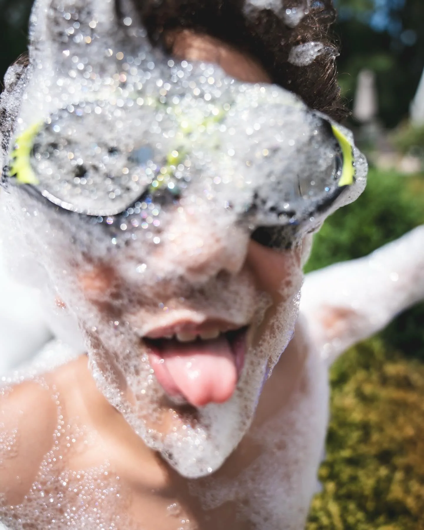 Summer memories, foam parties, and the kind of joy you don&rsquo;t outgrow 🫧
Captured all the giggles, splashes, and sunshine just how summer should feel!
.
.
.
#capecod #capecodfoamparty #capecodparty #foamparty