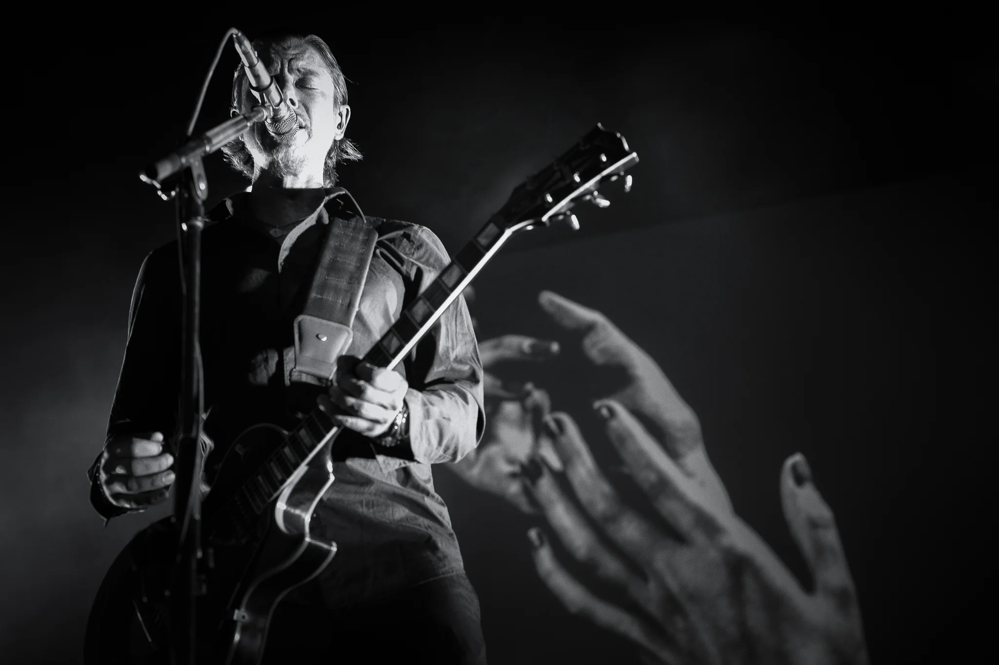 interpol-1-7.jpg