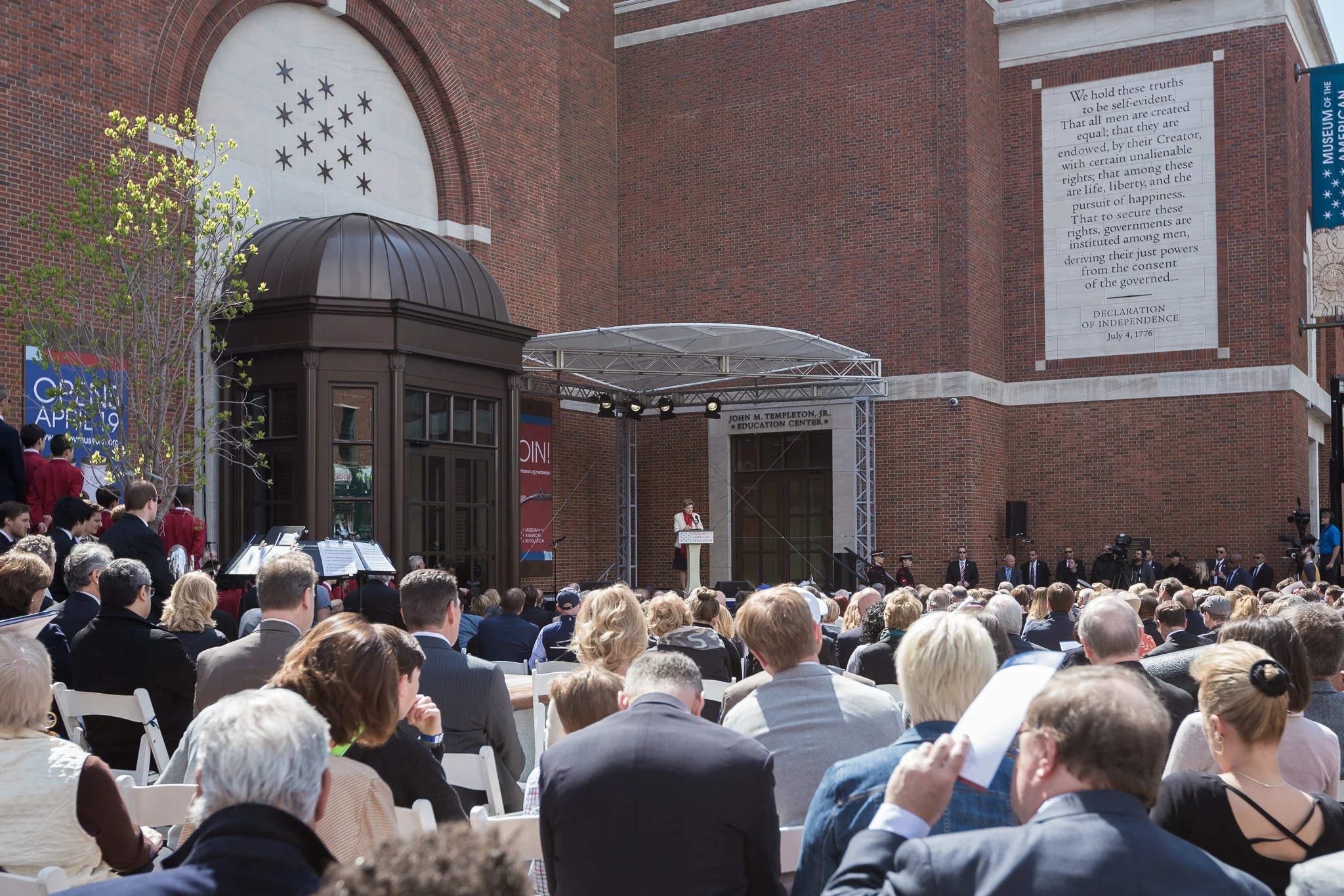 MuseumoftheAmRev-EdNewton-6.jpg