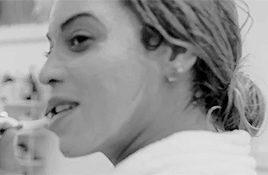 giphy (46).gif