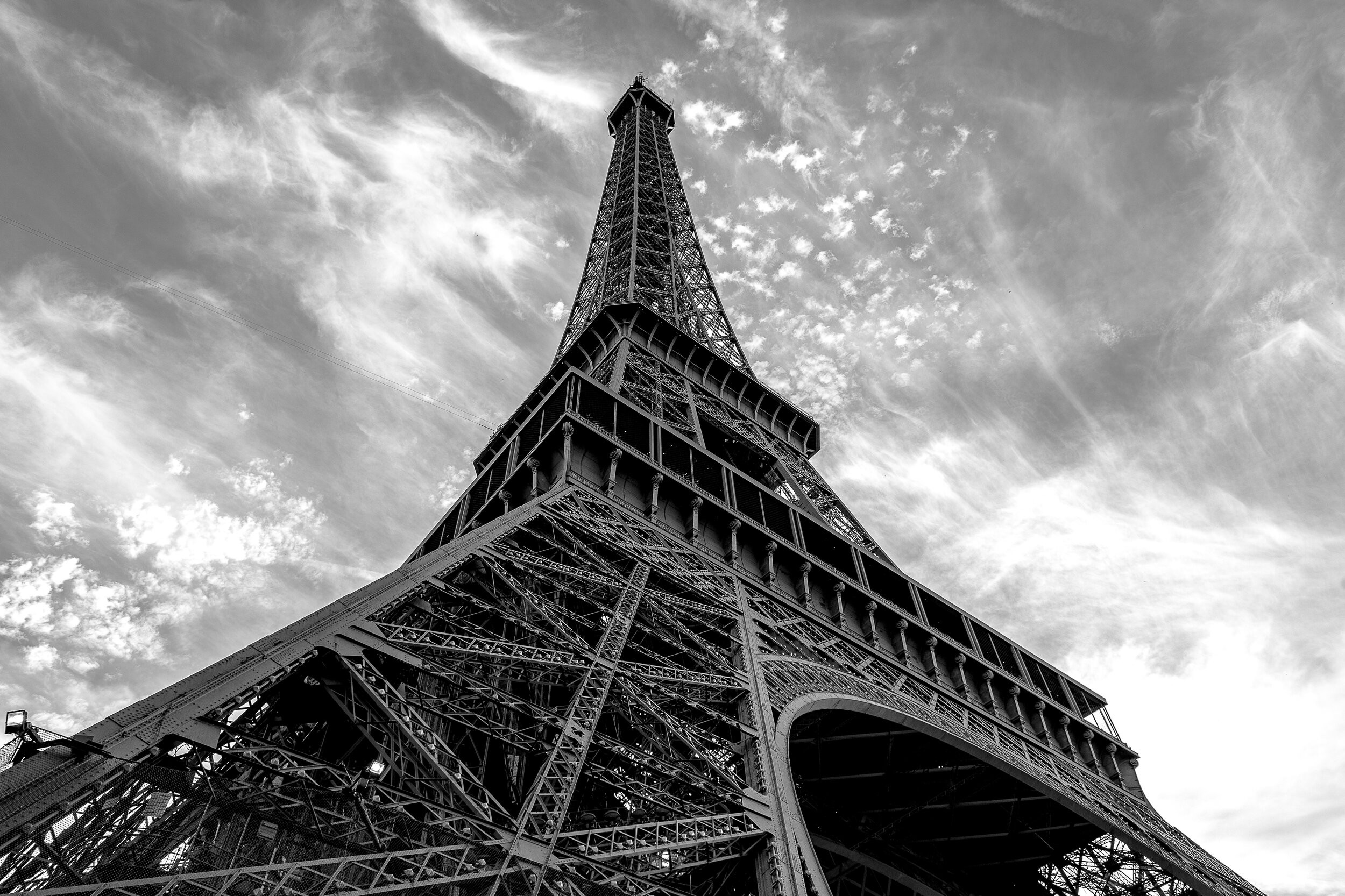 Eiffel Tower B+W-50.jpg