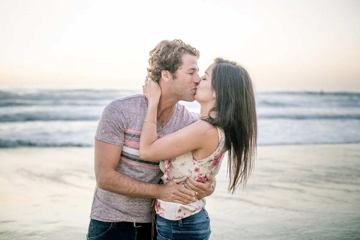 ENGAGEMENT_SESSION_SCRIPPS_PIER_MARTIN_JOHNSON'S_HOUSE_2013_0098.JPG