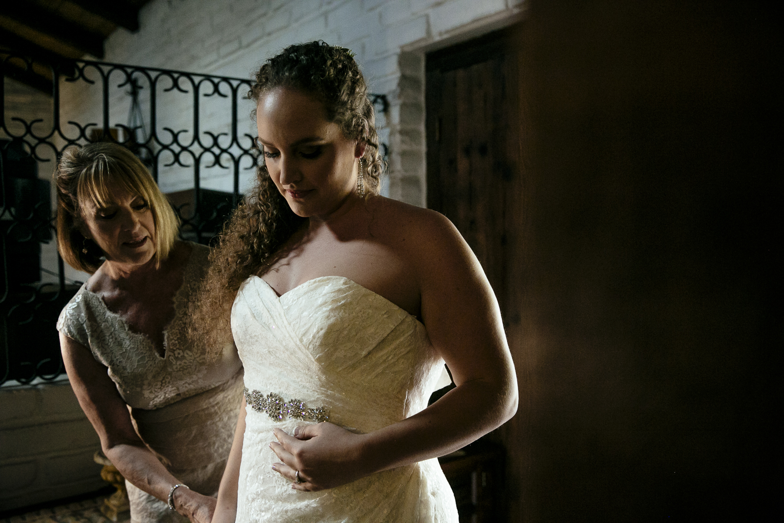 KATIE_&_TAVIS_WEDDING_2016_IMG_0048.JPG