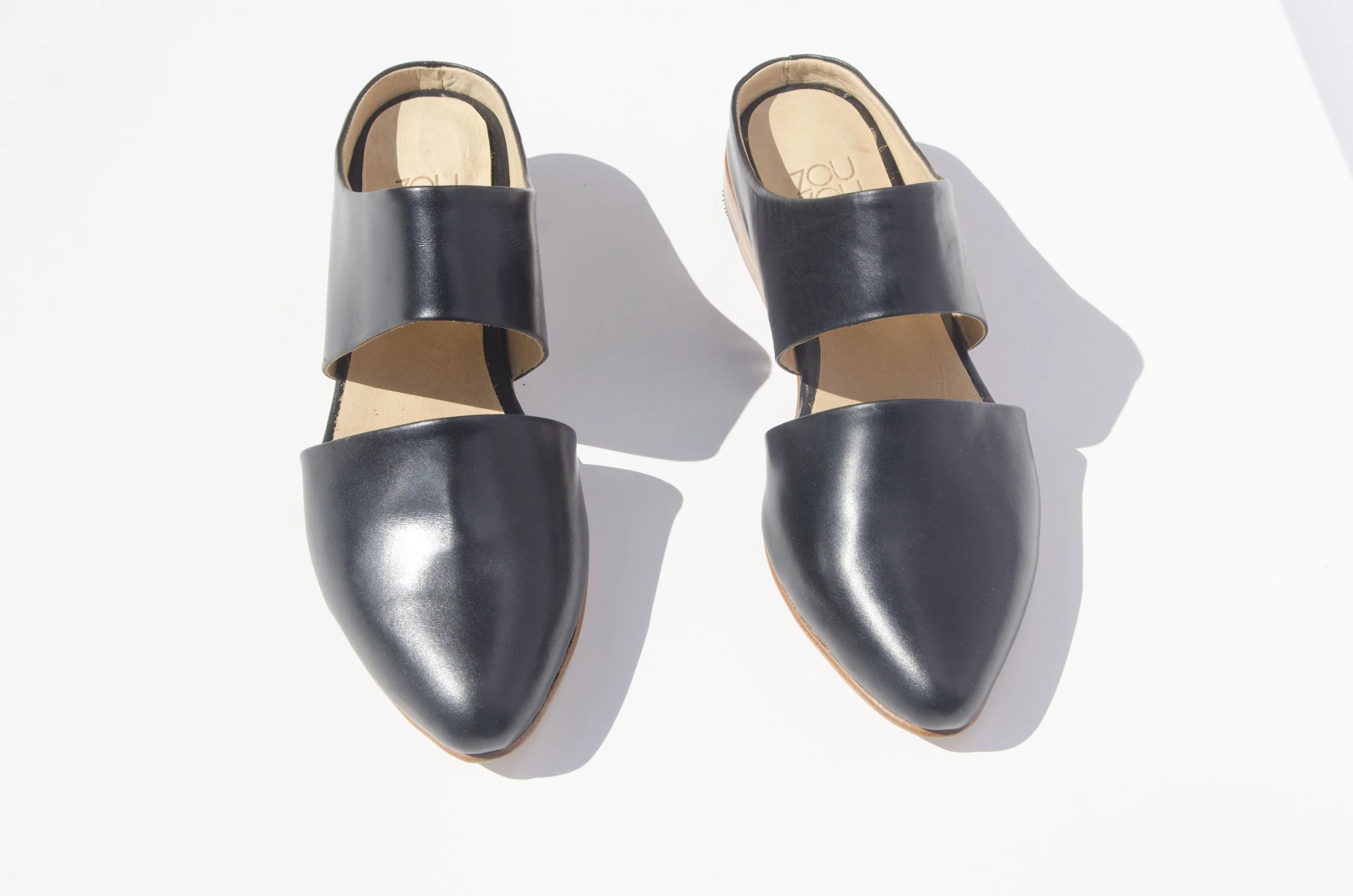 mule in black_top.jpg