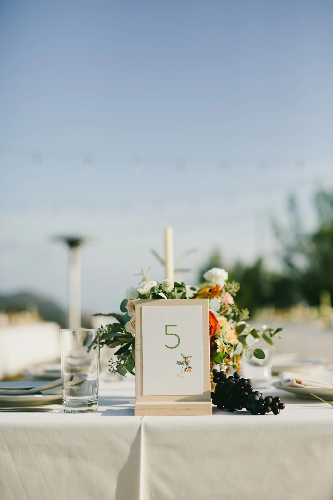 tabletop holder 1.JPG