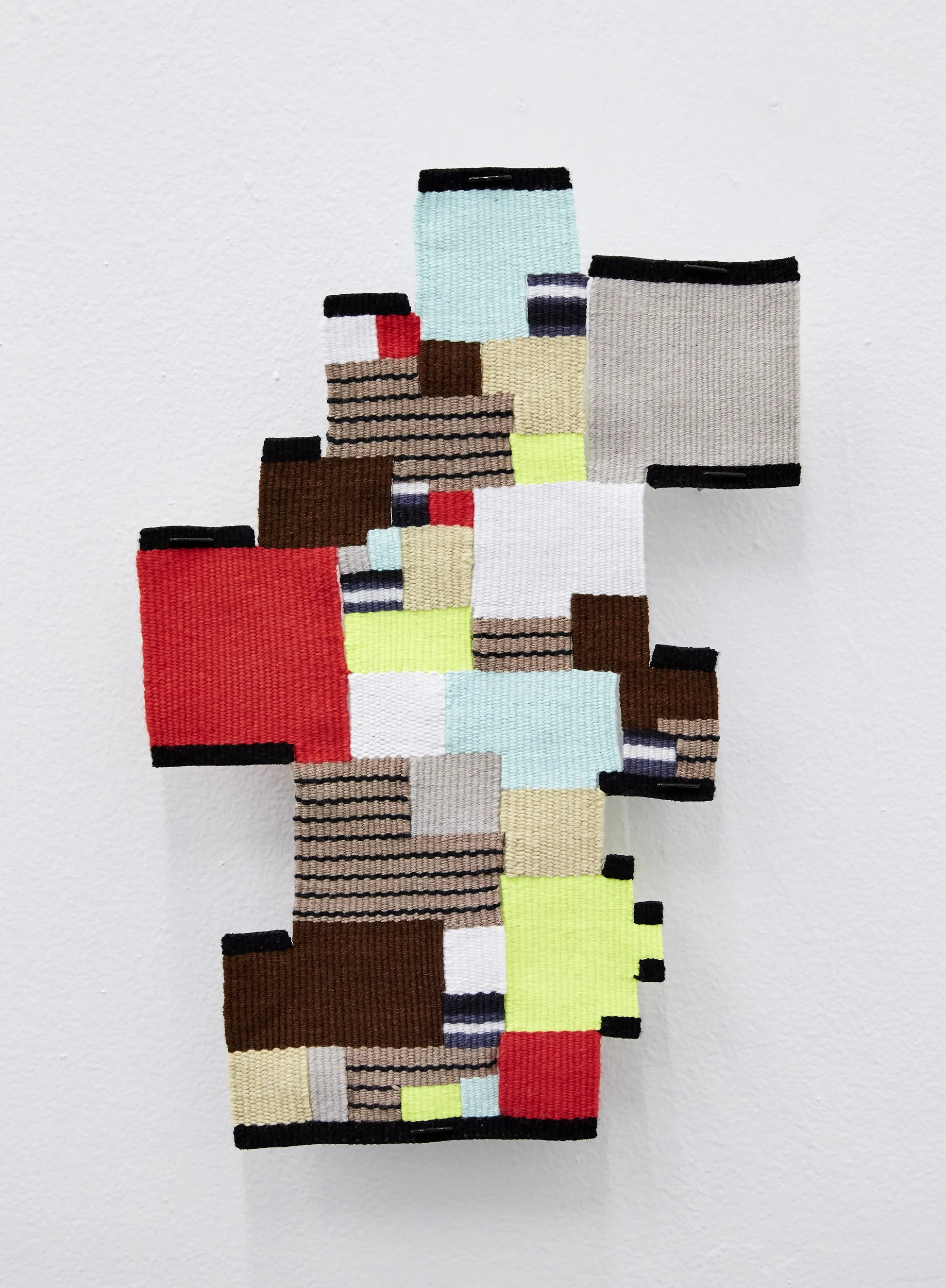 813 W 67th , handwoven wool, cotton, polypropylene, 16 x 9 in, 2016
