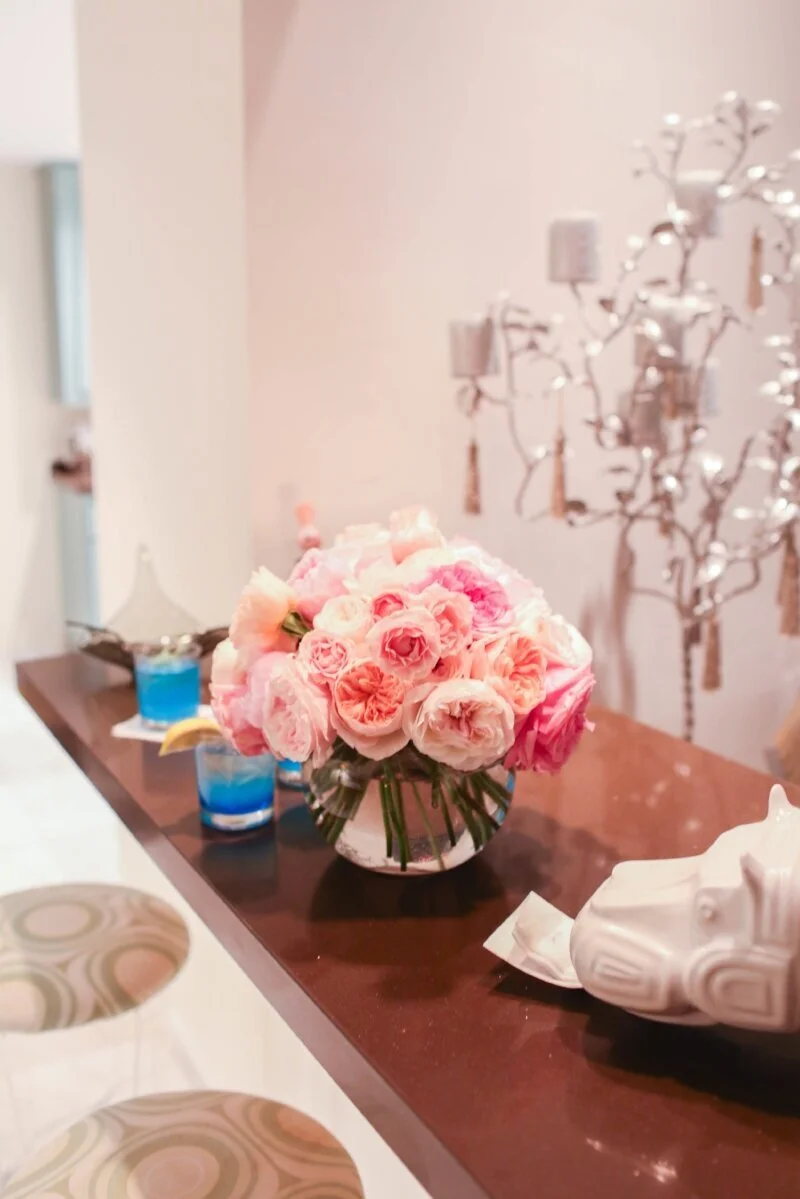 Inside the Palm Springs Pink Door, a tour featured by top California blogger, Gennifer Rose