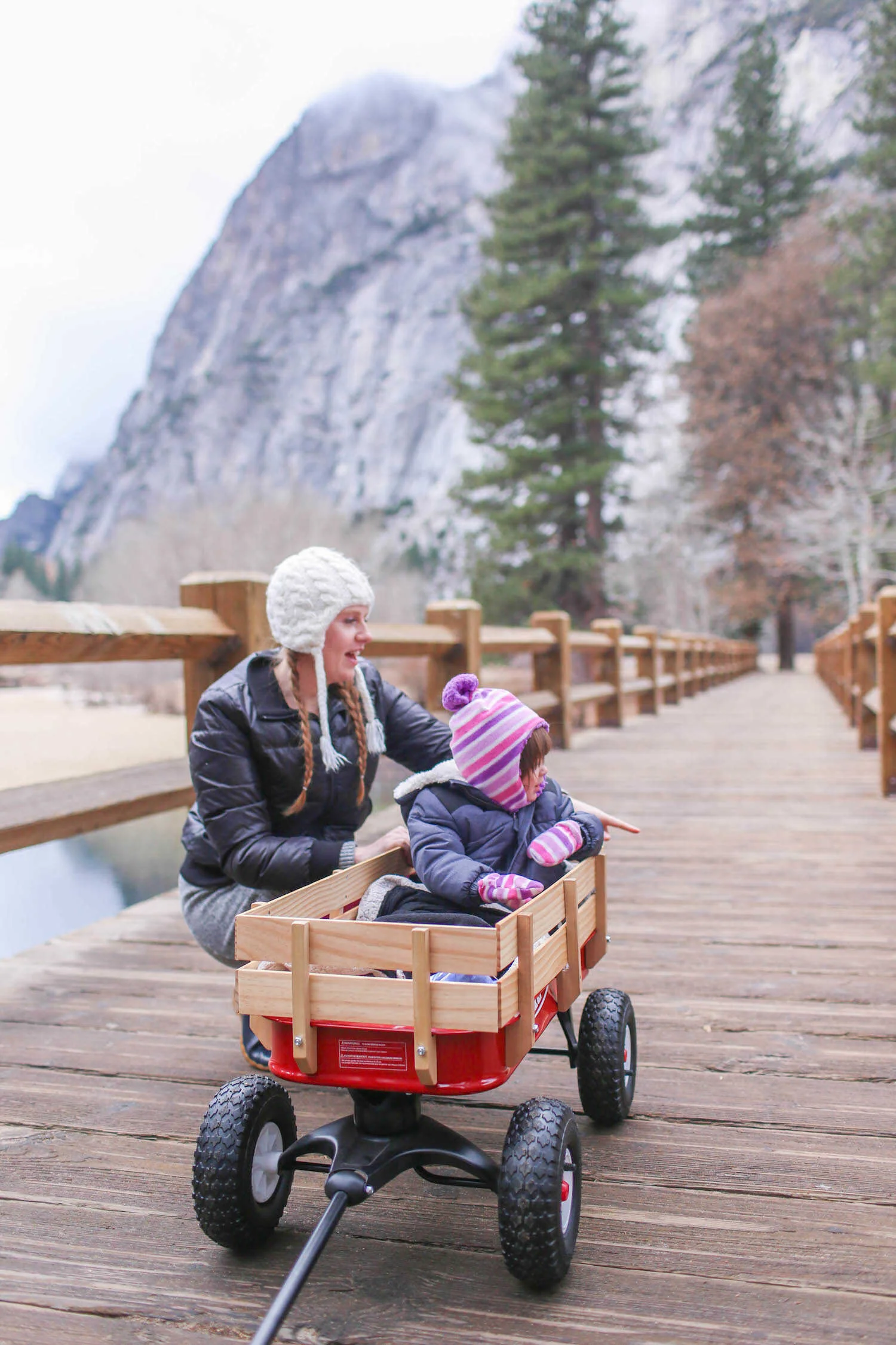 family winter activities on Family Travel Guide To Yosemite In The Winter