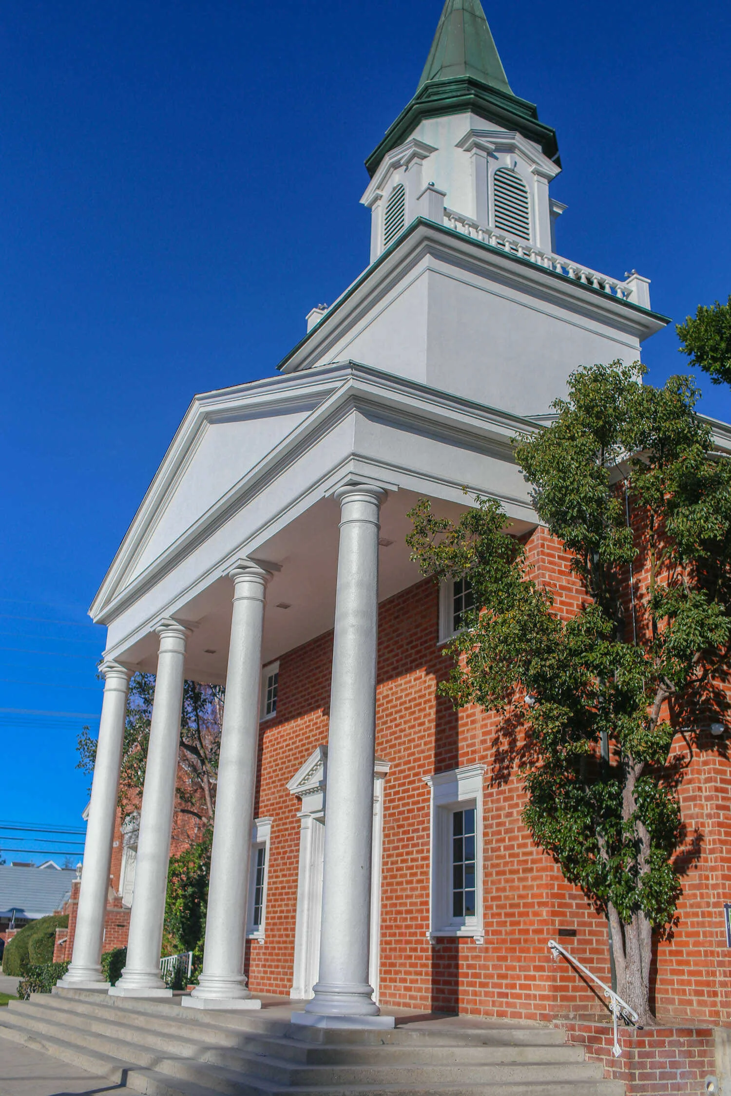 Gennifer Rose - The Office Filming Locations in Los Angeles - Grand church with tall white columns where Phyllis married Bob Vance in North Hollywood.