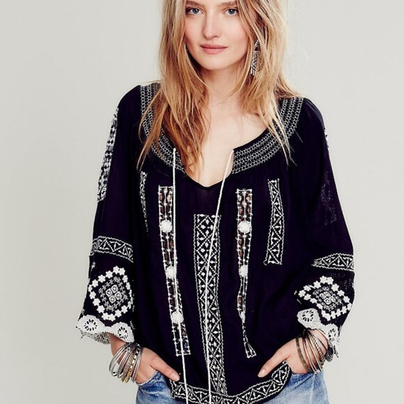 Silver Springs Black Embroidered Peasant Top