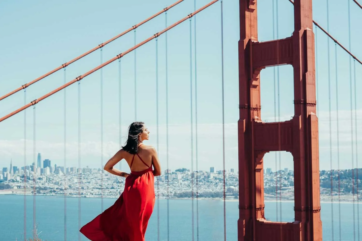 California Road Trip Style - Travel-Ready Looks That Balance Comfort and Elegance