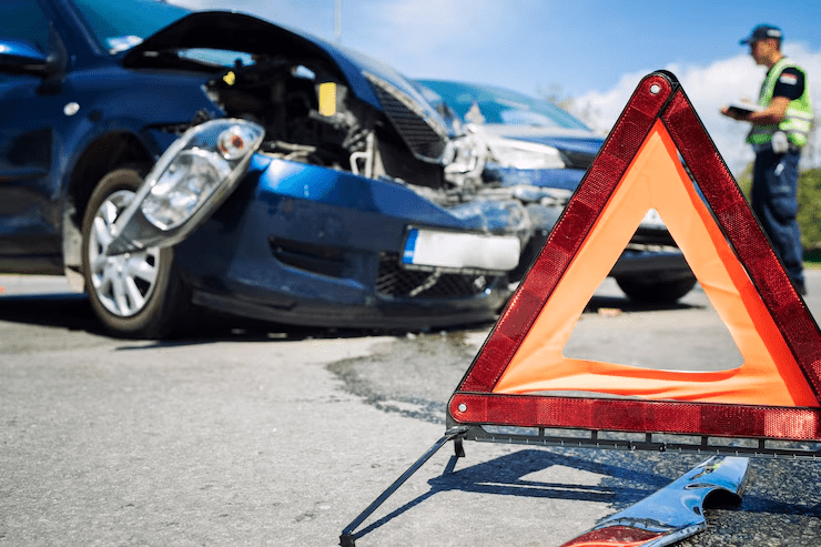 5 Essential Tips for Handling Unexpected Road Incidents While Traveling
