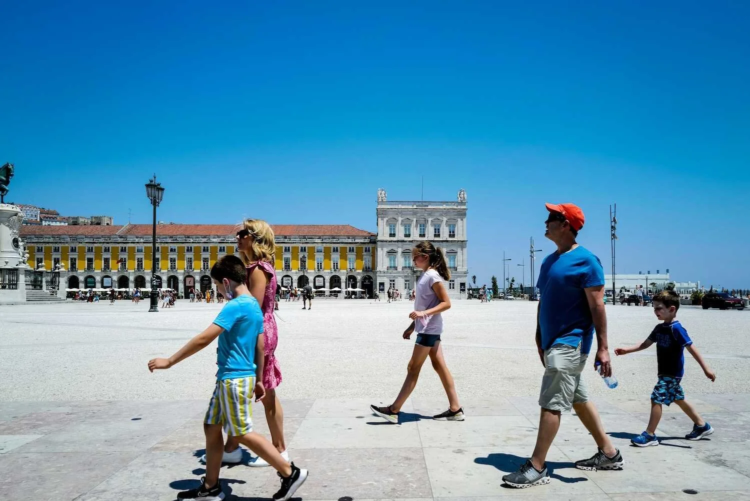 Best Tips for Traveling Long-Term With Kids