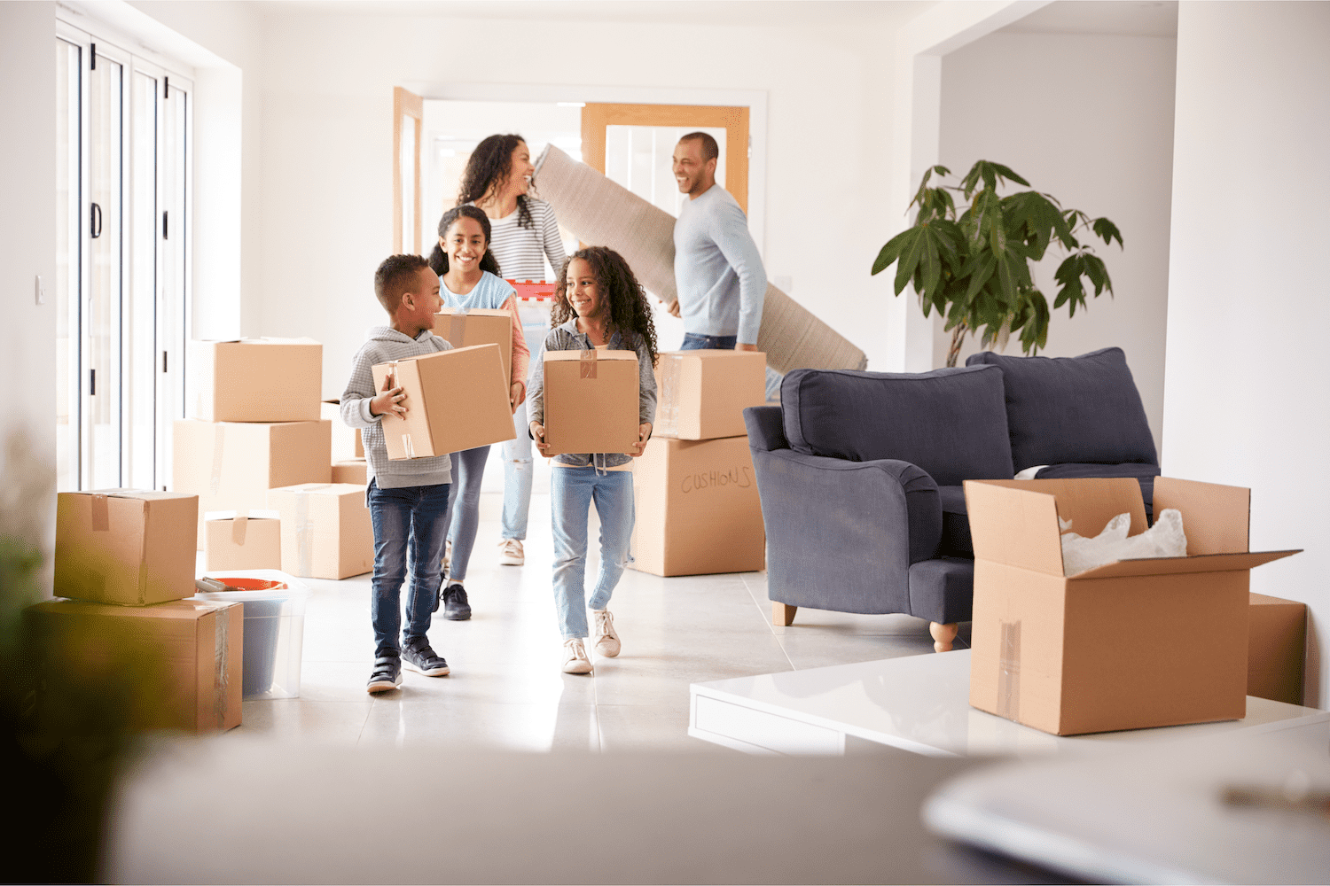 Moving Across States with Family: A Practical Guide for Parents Who Relocate