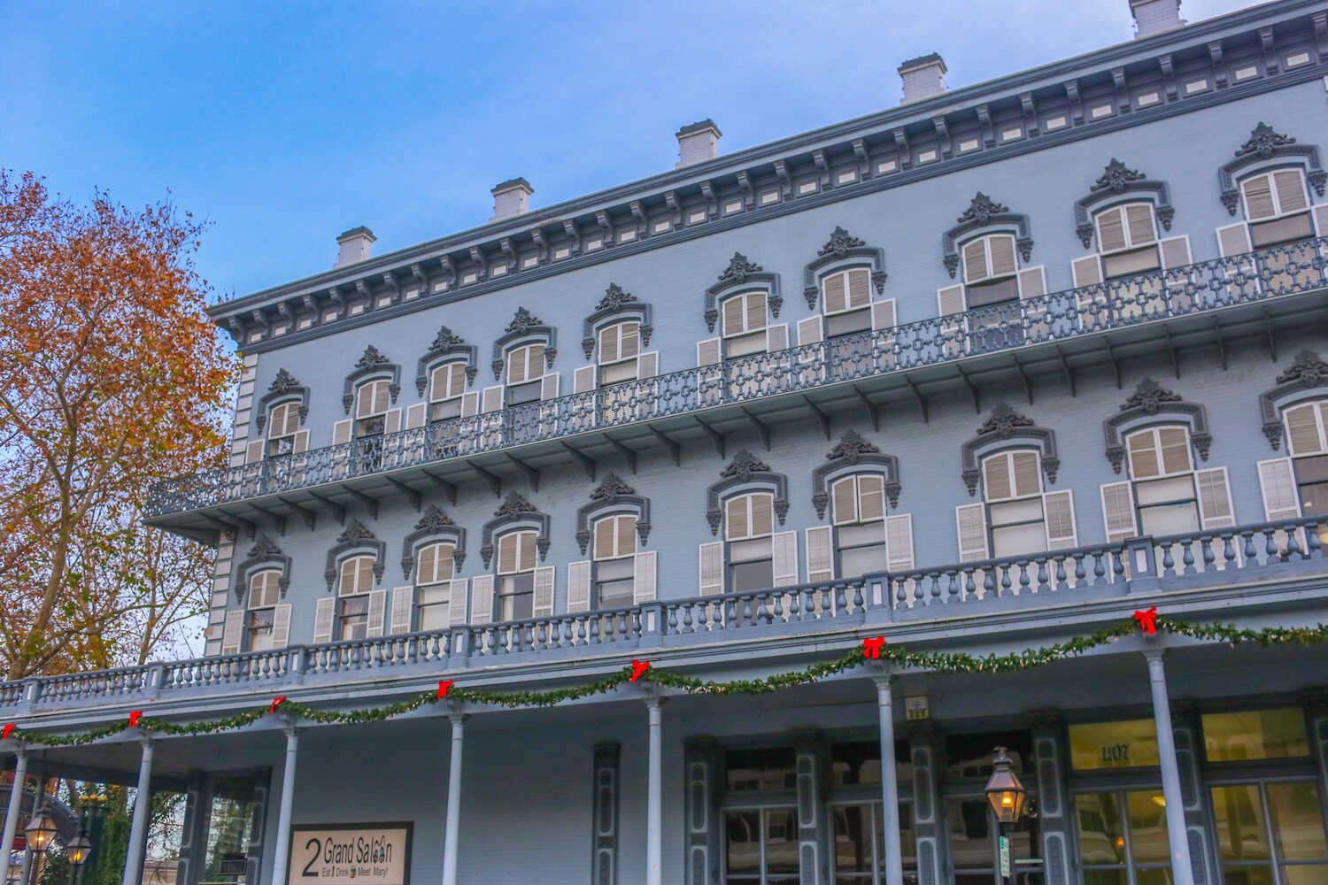 Visitor’s Guide to Old Sacramento - Top 20 Family-Friendly & Date Night Things To Do