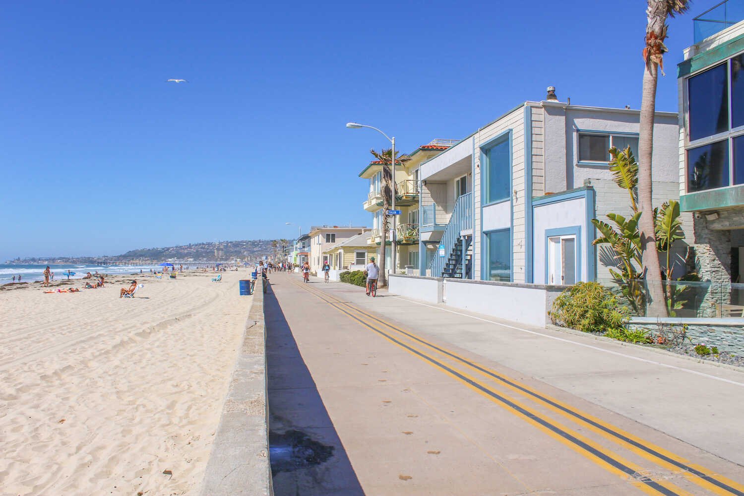 Beautiful Places in San Diego to Take Family Pictures - Oceanfront Walk Way between Mission Beach and Pacific Beach.