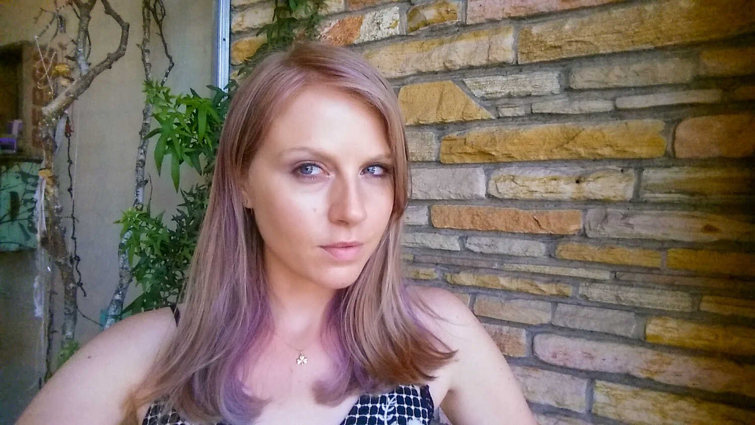 How to Dye Your Hair in Colorful Pastel Shades - You can see the color starting to fade about 3 weeks after dyeing my hair pastel lavender.