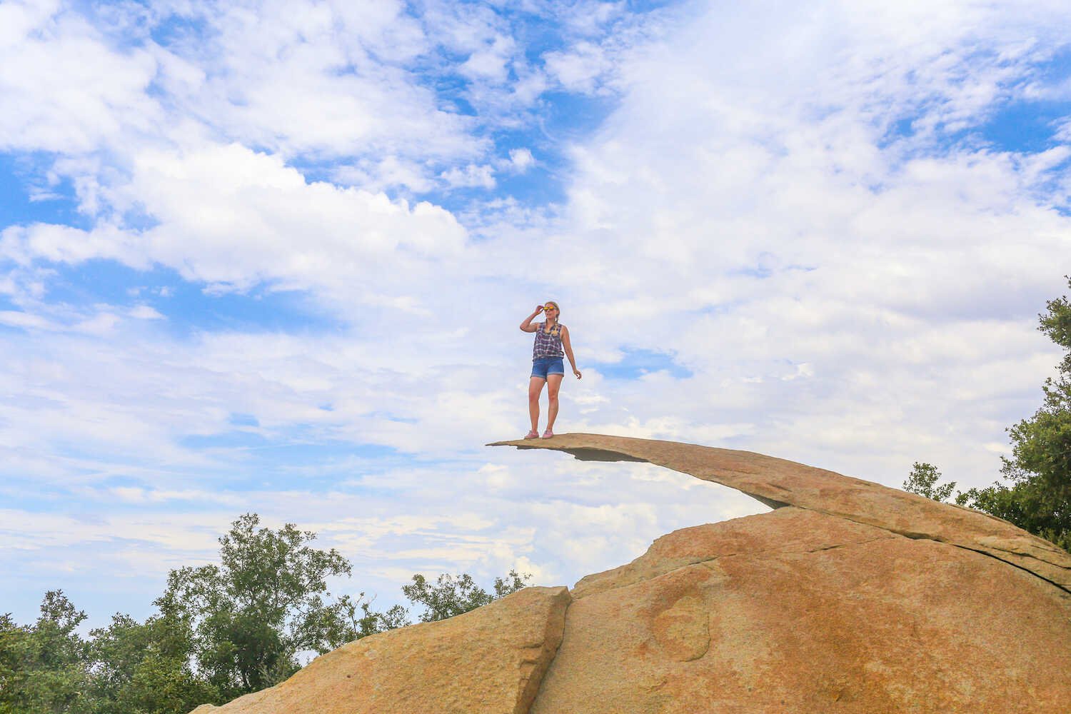 Beautiful Places in San Diego to Take Family Pictures - Photos taken at Potato Chip Rock.