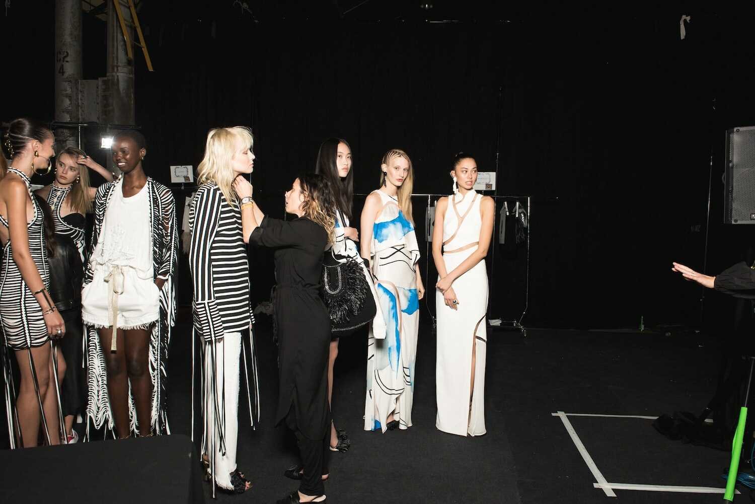 How to Get Tickets to NYFW + Fashion Week Volunteer Opportunities