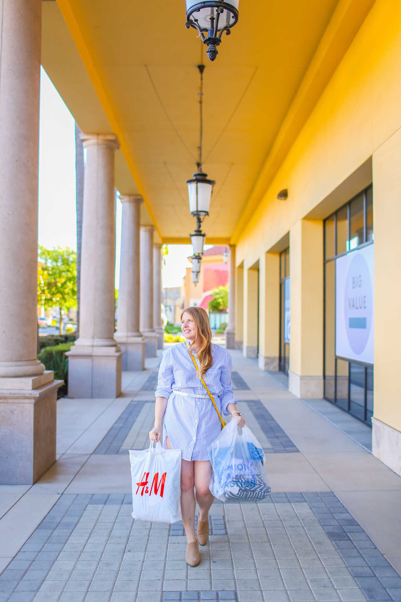 Family Travel Guide to Folsom California - Shopping spree at The Palladio Mall in Folsom.