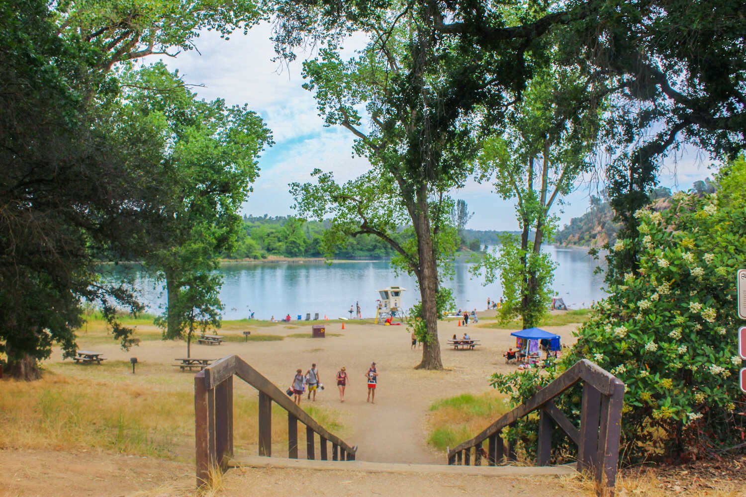 Family Travel Guide to Folsom California - Black Miners Bar Folsom State Recreation park and picnic area.