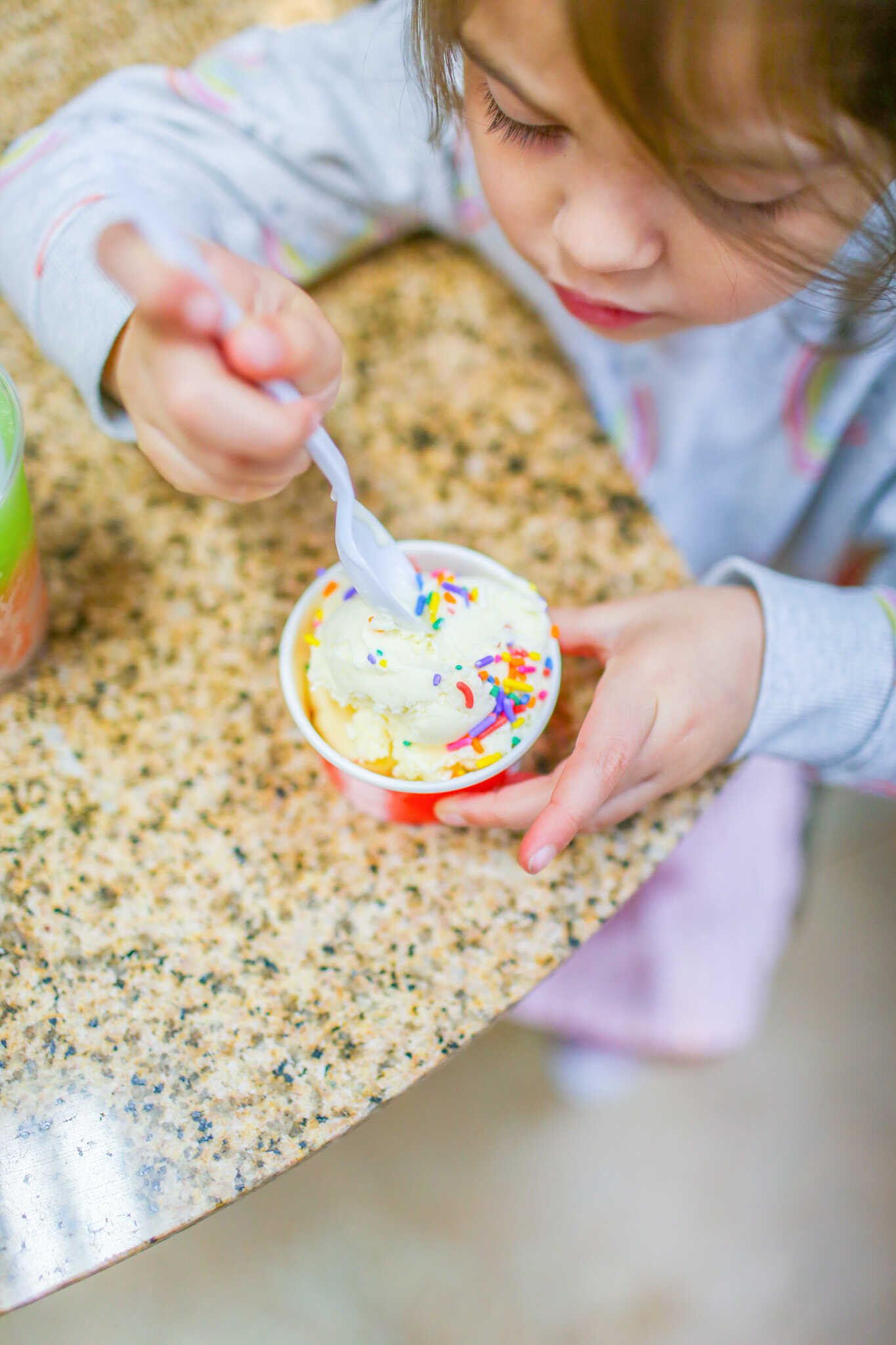 Family Travel Guide to Folsom California - Gunther’s Ice Cream from Snooks Candies and Chocolate Factory on Sutter St in the Folsom Historic District.