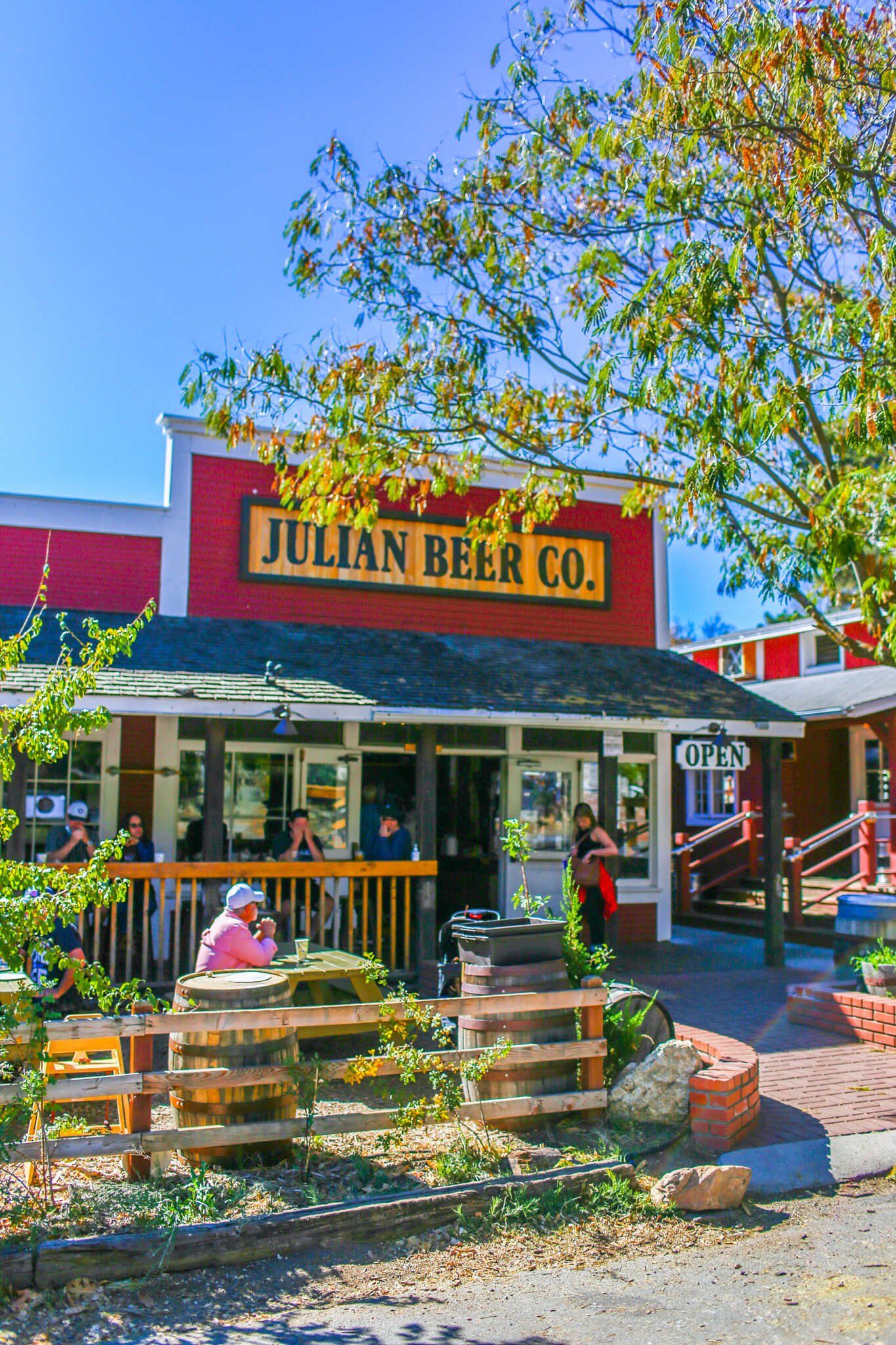 The Complete Travel Guide to Julian, California - Julian Beer Company restaurant.