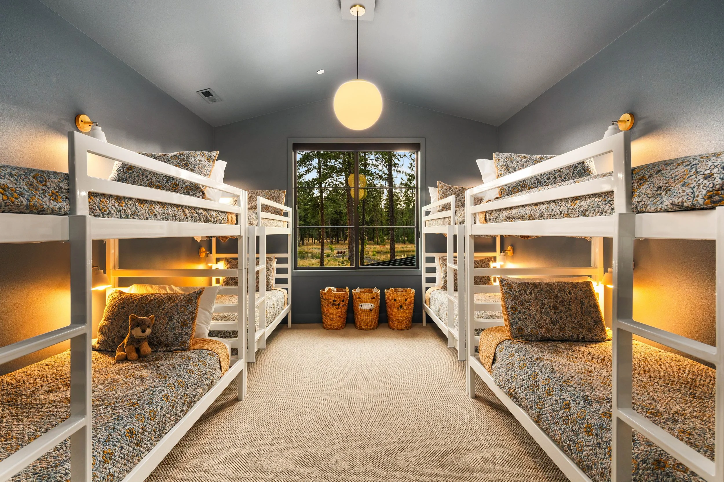 Bunk Room 1.JPG