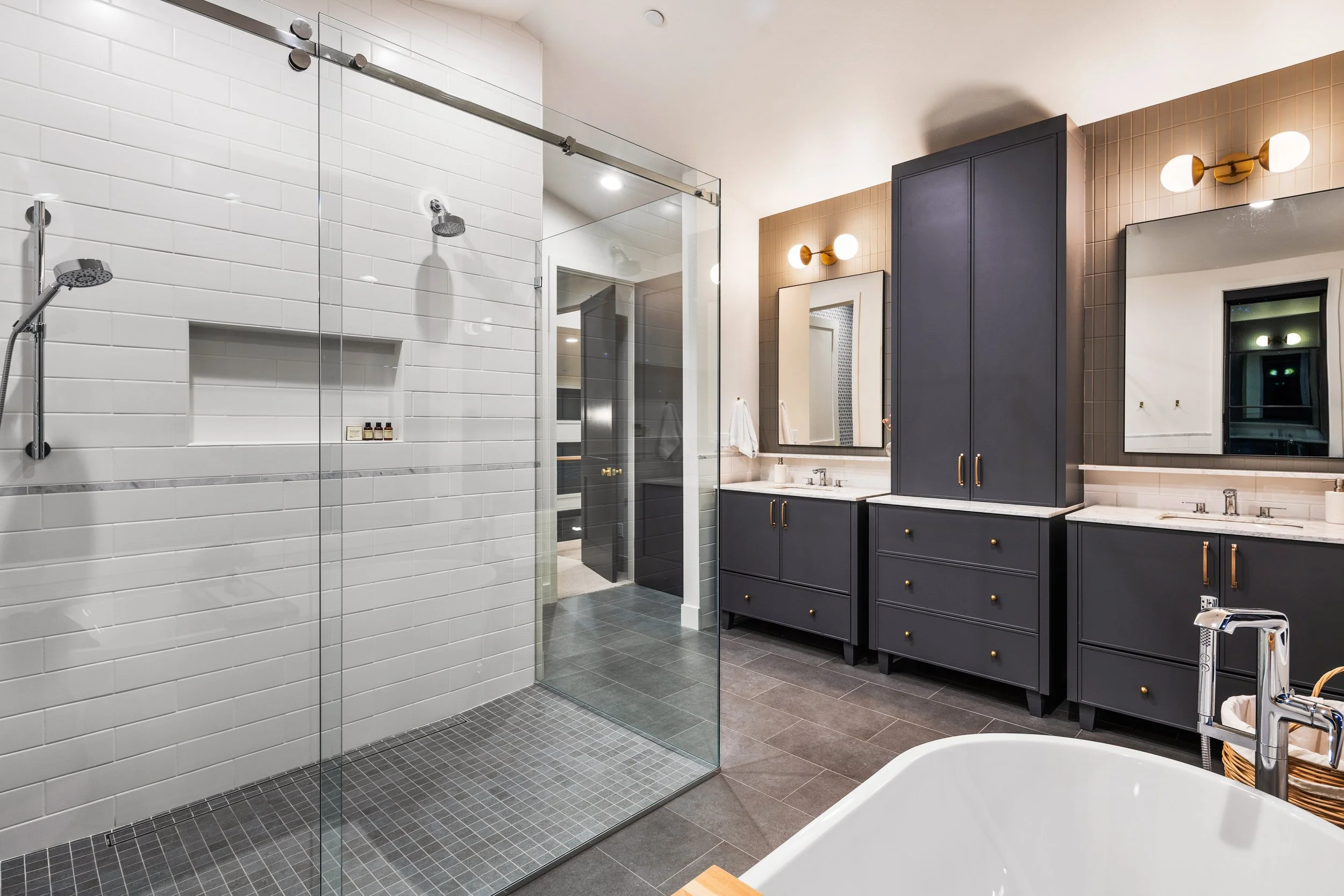 Primary Bathroom 2H.JPG