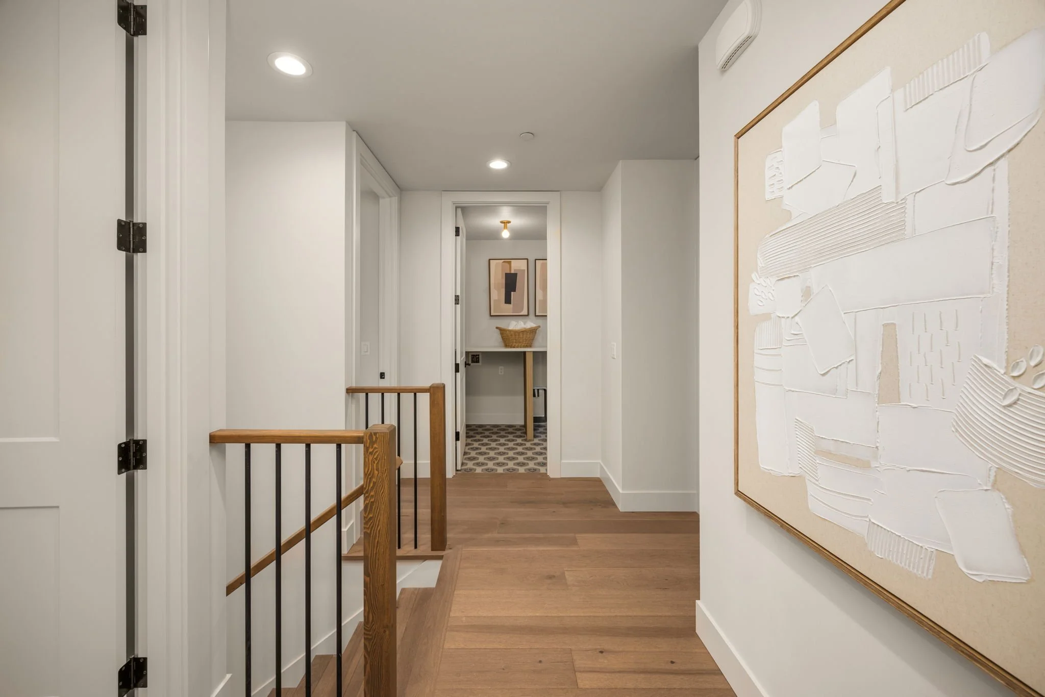 26-web-or-mls-10606-ne-54th-ln-cottage-1.jpg