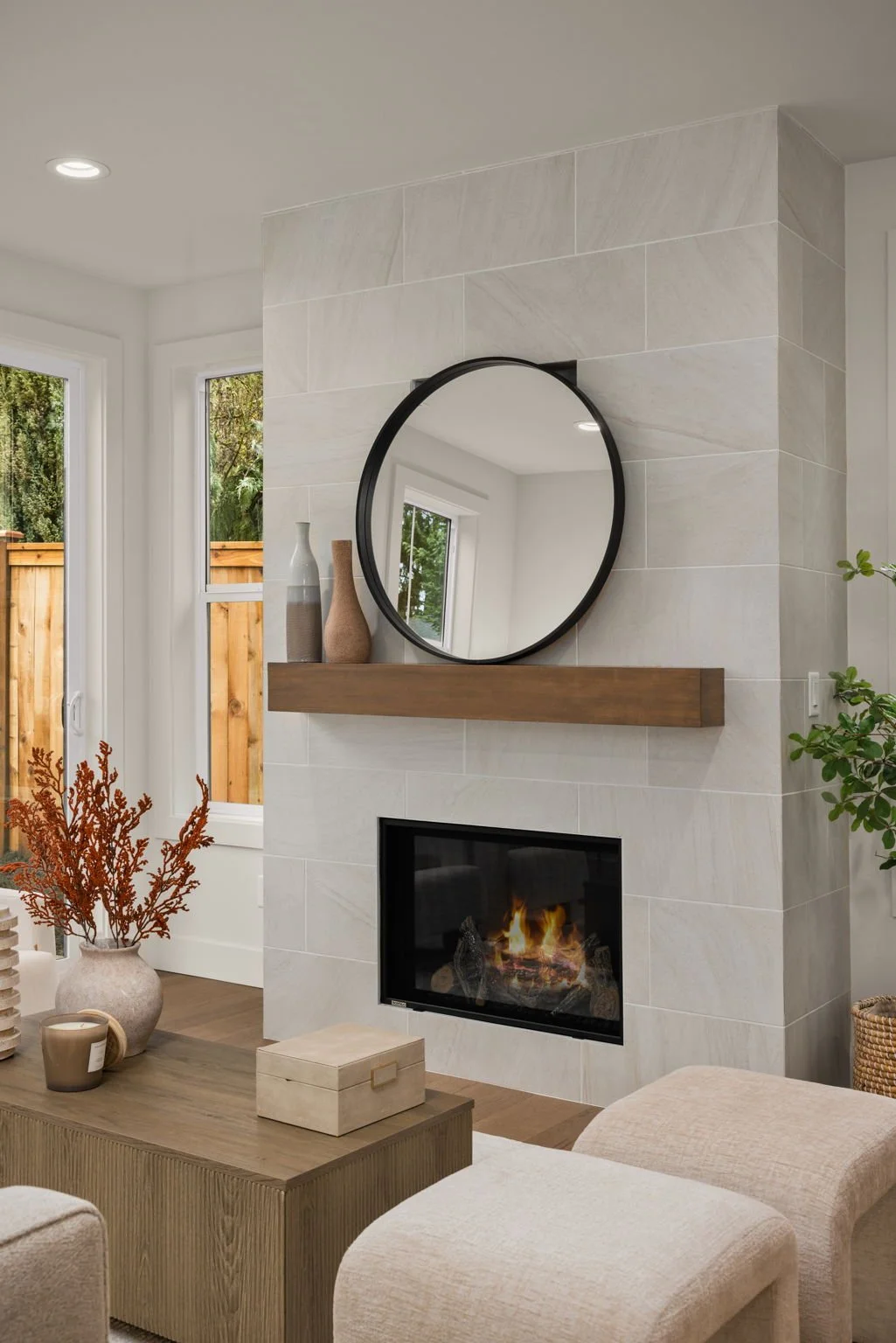 11-web-or-mls-10606-ne-54th-ln-cottage-1.jpg